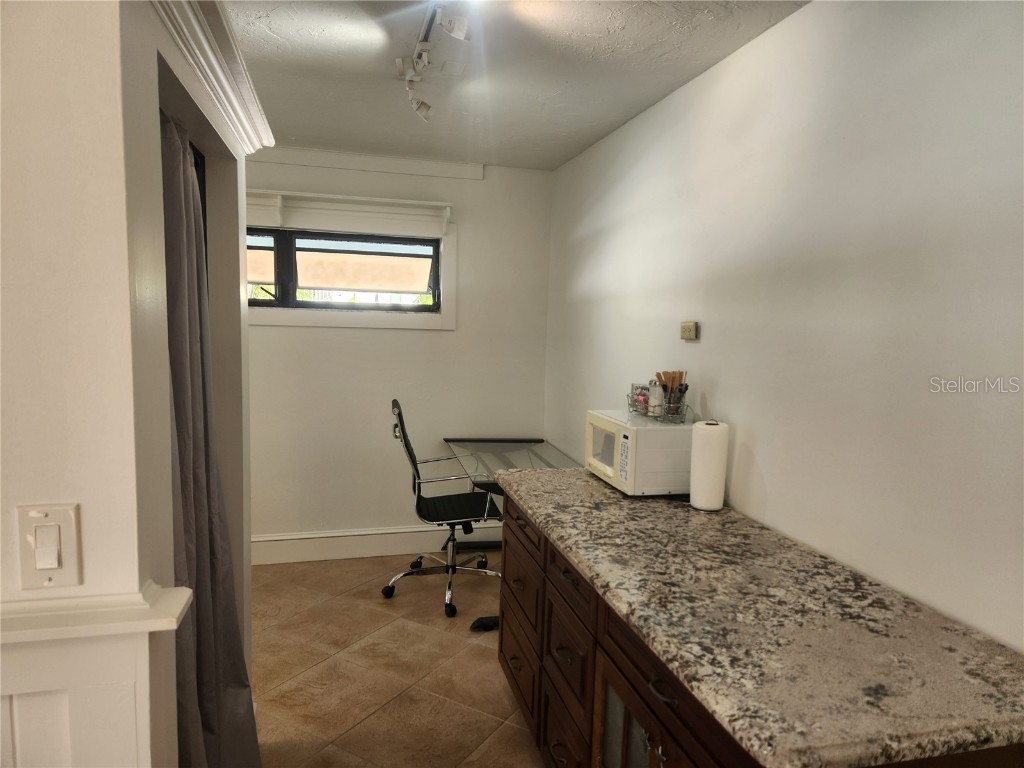 2501 Gulf Drive N #102 Bradenton Beach FL 34217 A4666525 image10