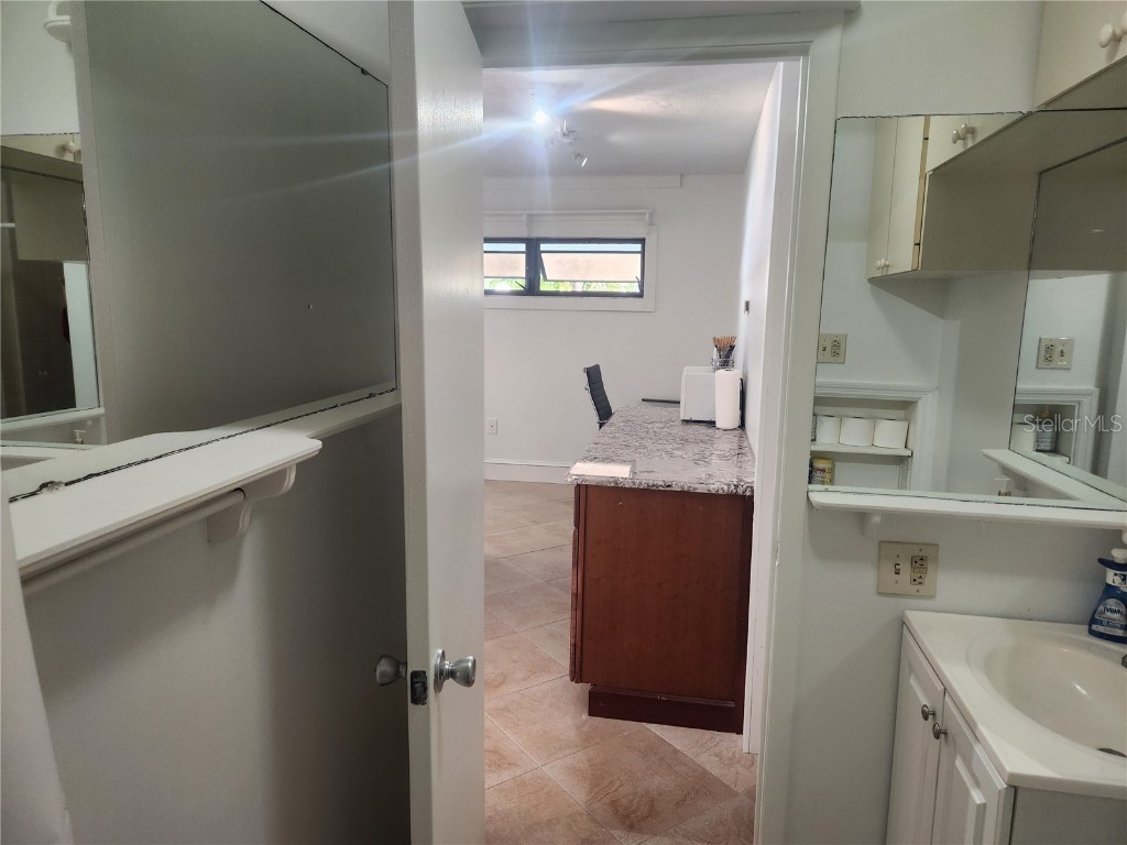 2501 Gulf Drive N #102 Bradenton Beach FL 34217 A4666525 image14