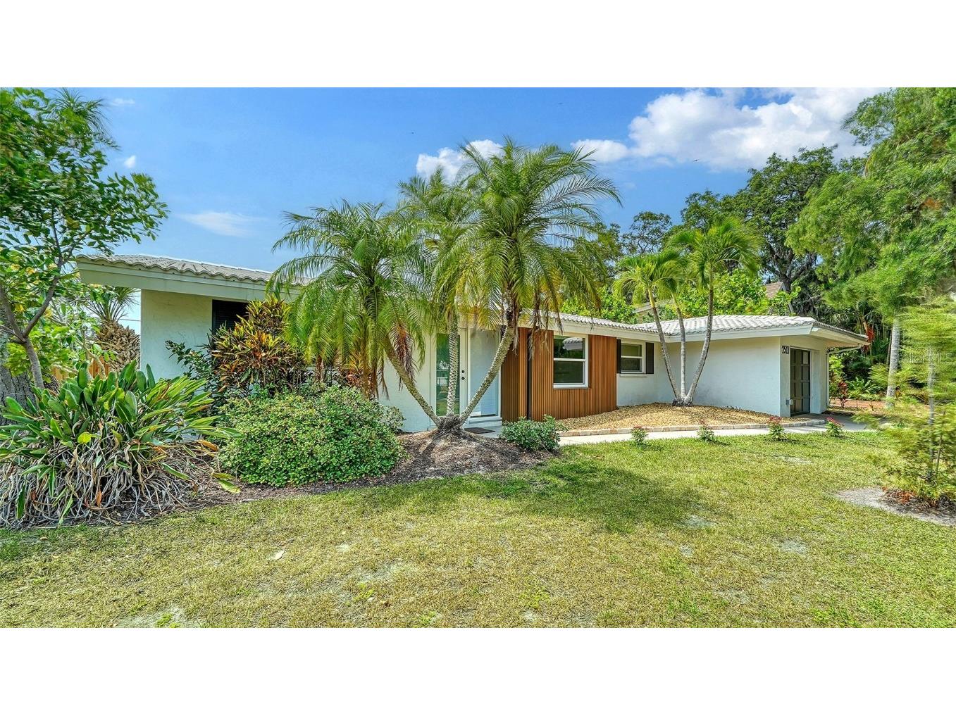 2501 Mooring Lane Sarasota FL 34231 A4611171 image1