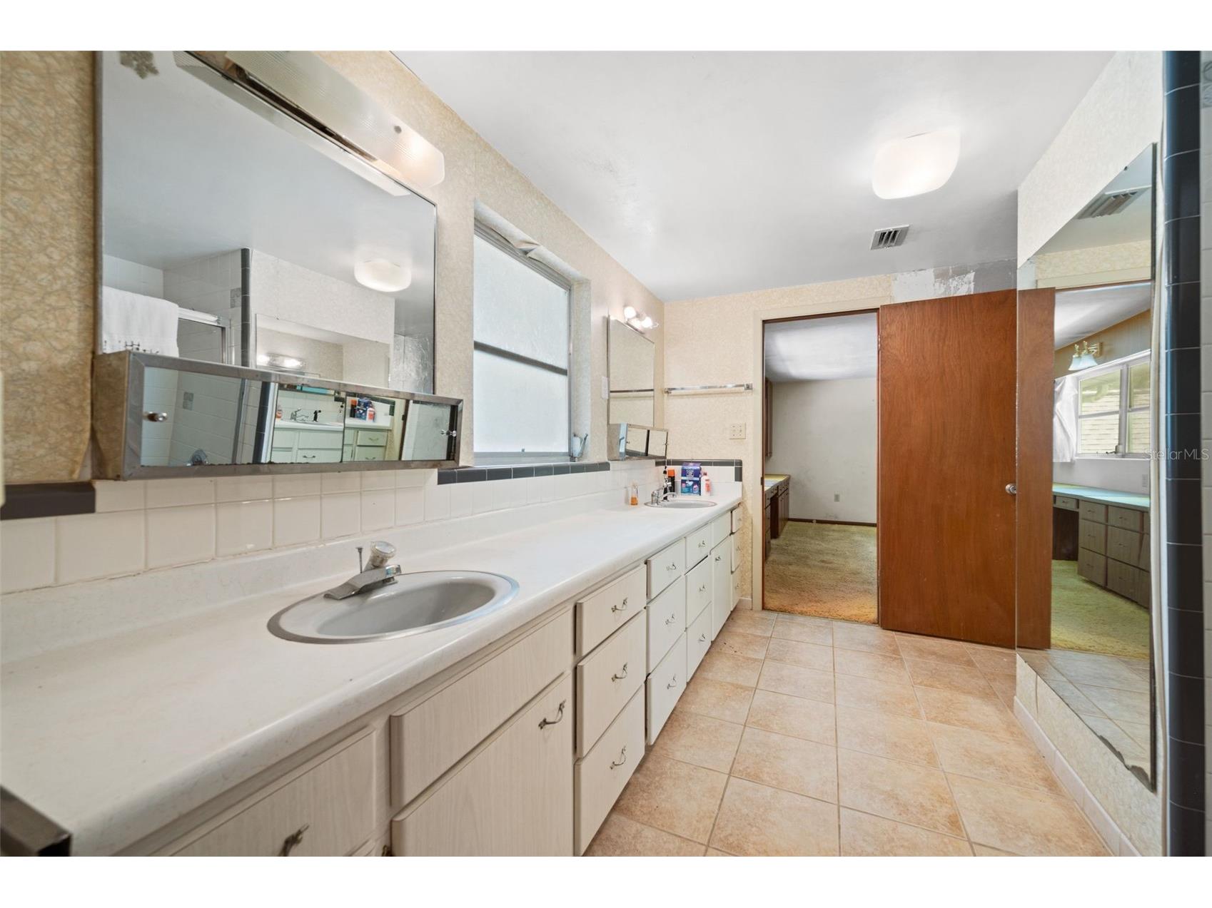 2501 NW 21st Avenue Gainesville FL 32605 GC541036 image35