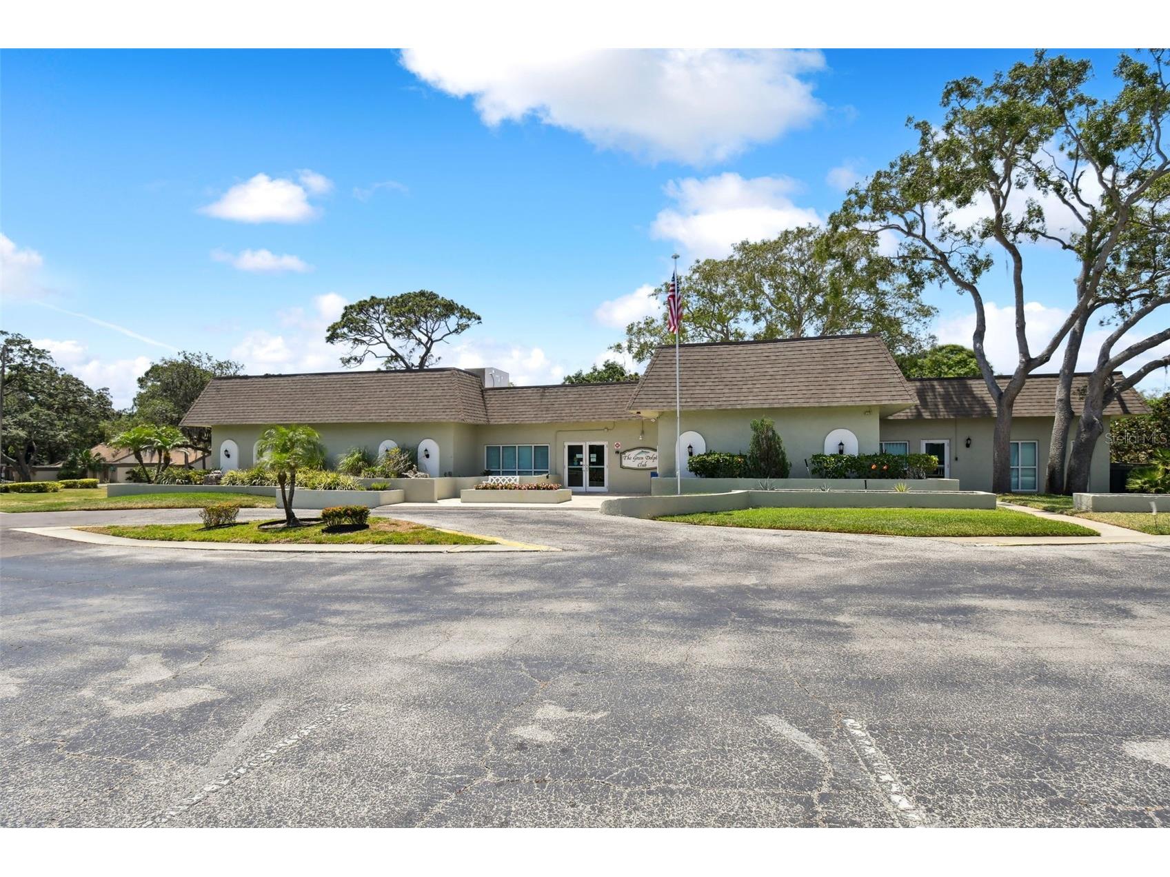 2501 Oak Circle #2501 Tarpon Springs FL 34689 TB8474846 image48