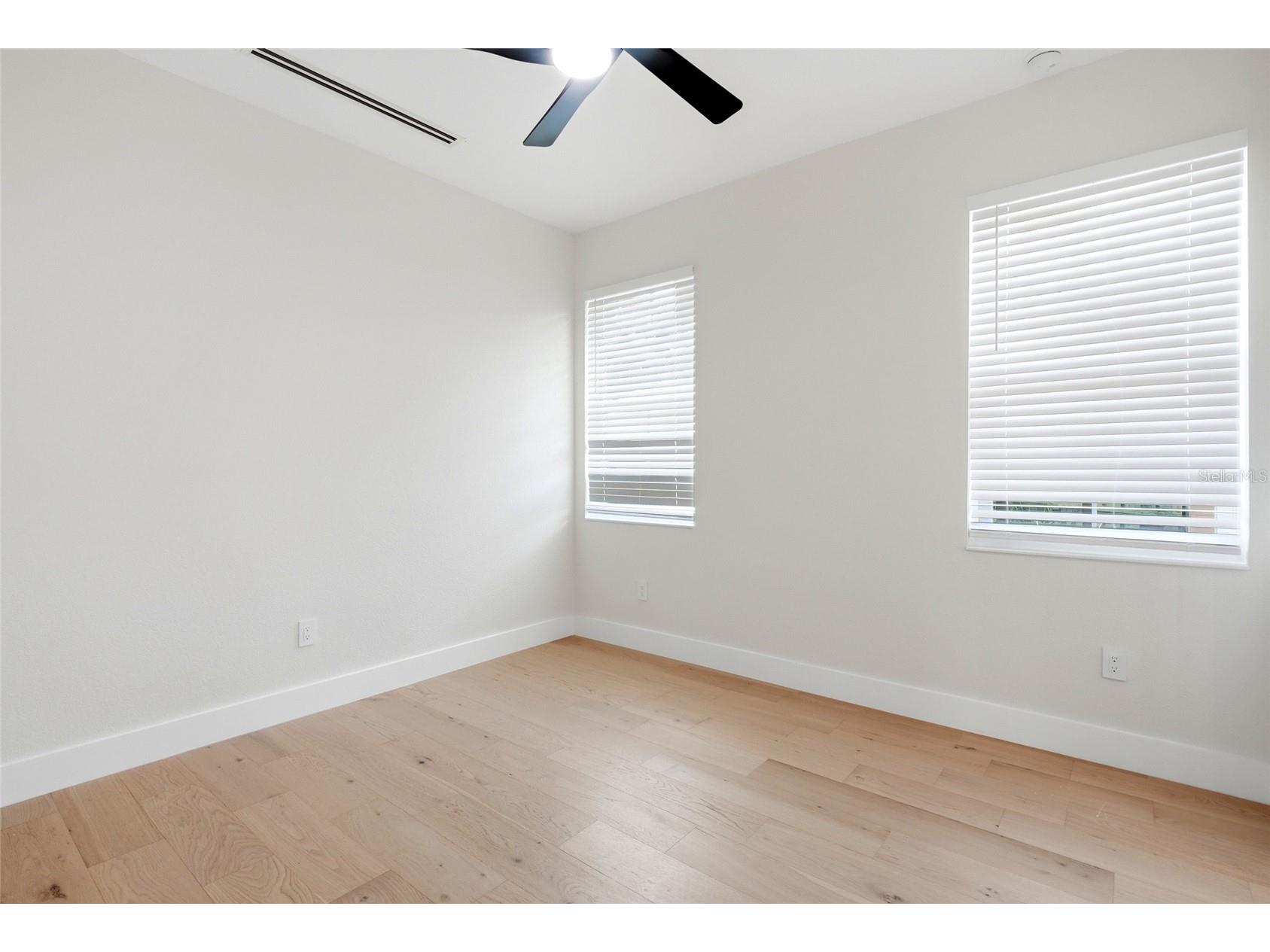 2501 Quincy Street S Saint Petersburg FL 33711 TB8393430 image18