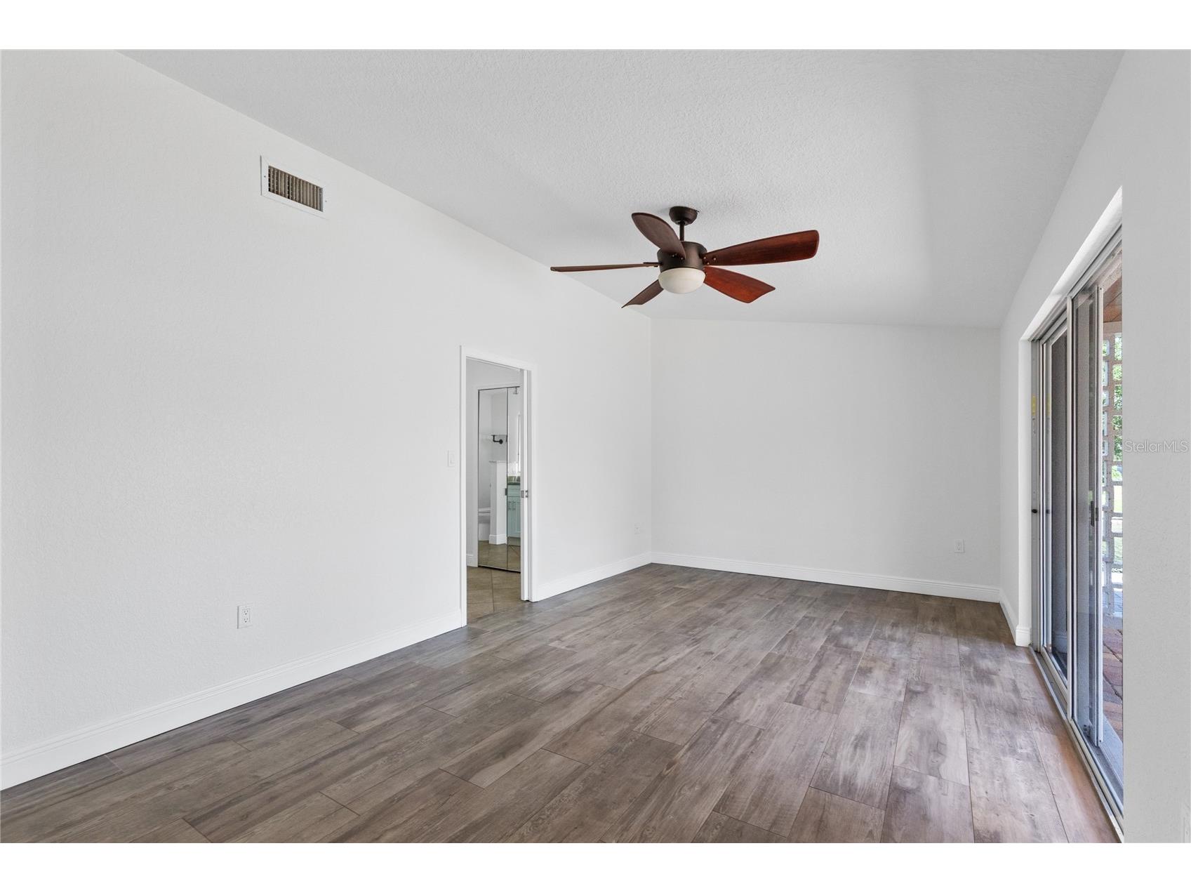2501 Reef Court Orlando FL 32805 - Clear Lake O6418996 image20