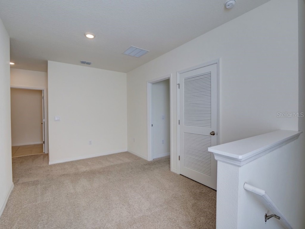 2501 Ribbon Fall Avenue Davenport FL 33837 O6366412 image16