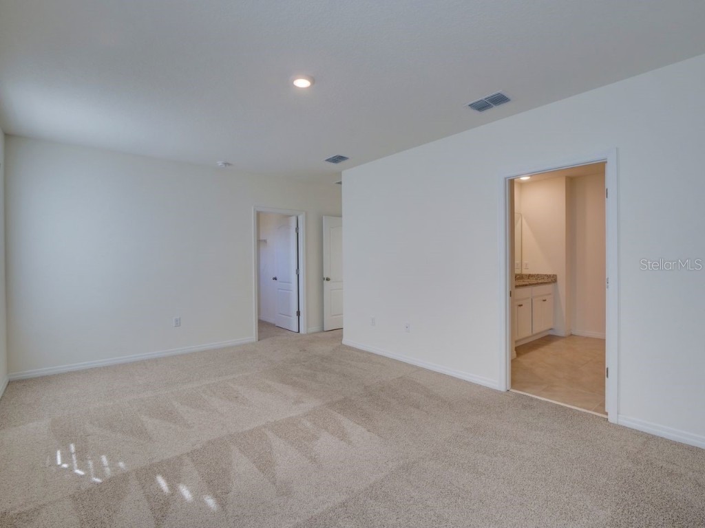 2501 Ribbon Fall Avenue Davenport FL 33837 O6366412 image19