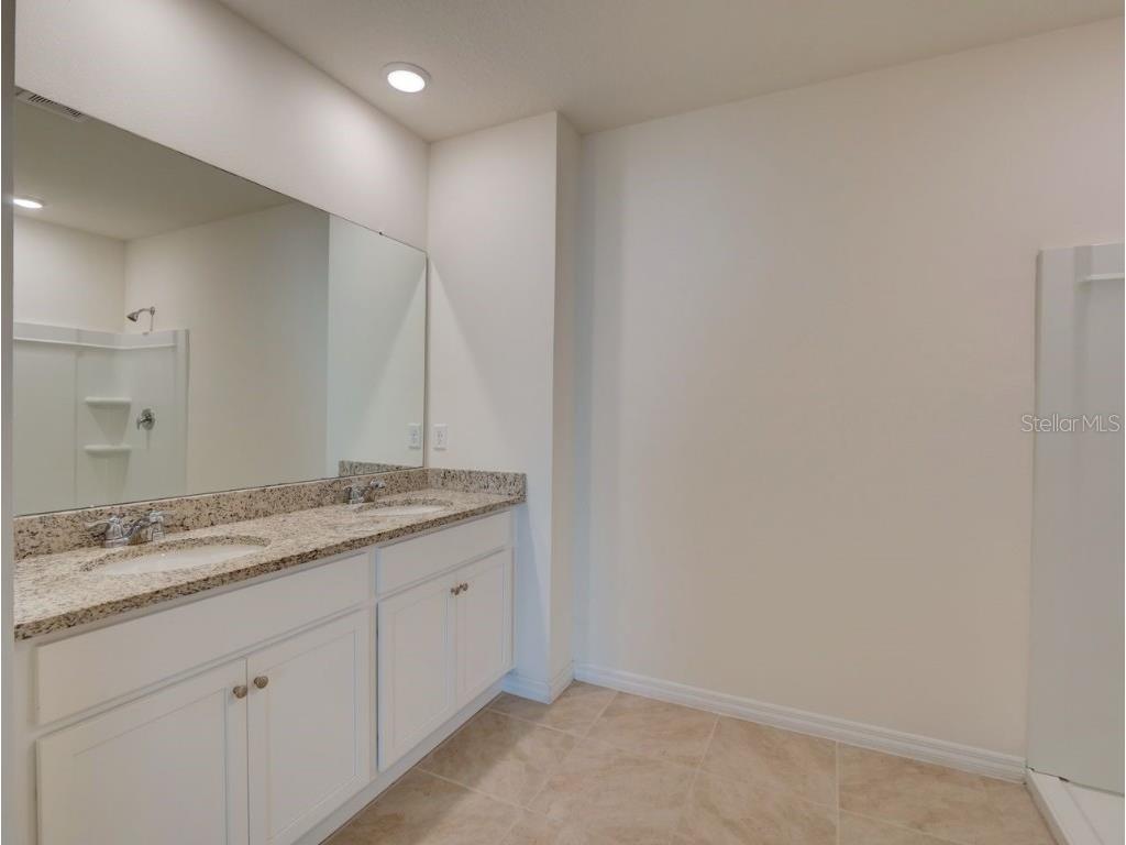 2501 Ribbon Fall Avenue Davenport FL 33837 O6366412 image22