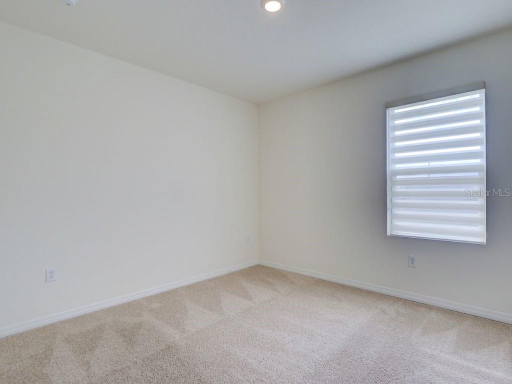 2501 Ribbon Fall Avenue Davenport FL 33837 O6366412 image28