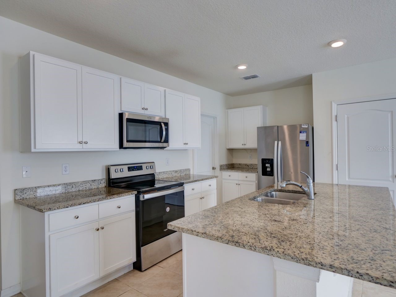 2501 Ribbon Fall Avenue Davenport FL 33837 O6373211 image13