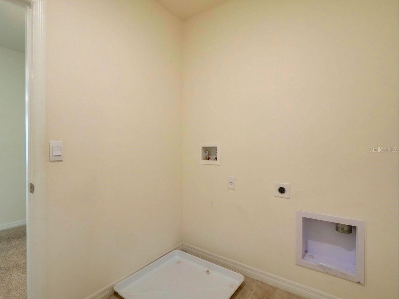 2501 Ribbon Fall Avenue Davenport FL 33837 O6373211 image32