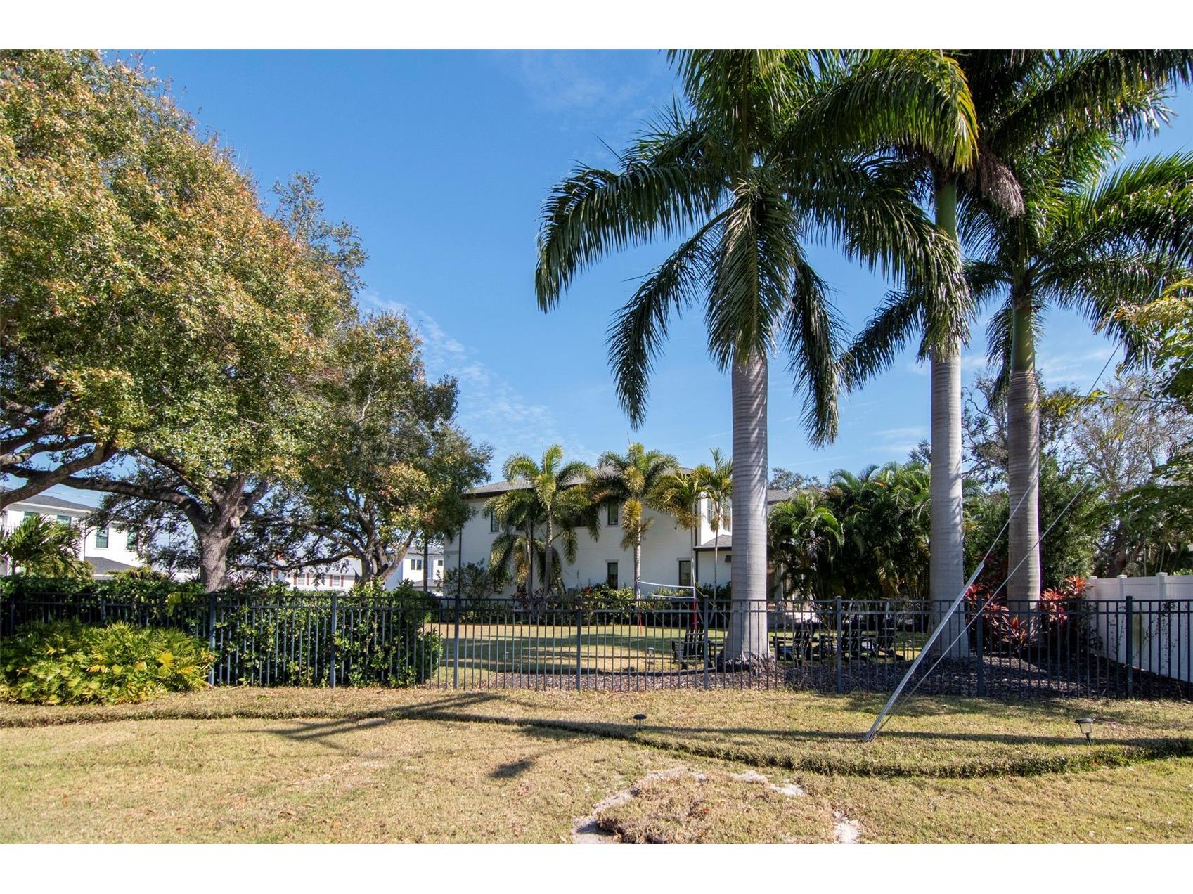 2501 S Dundee Street Tampa FL 33629 TB8474746 image12