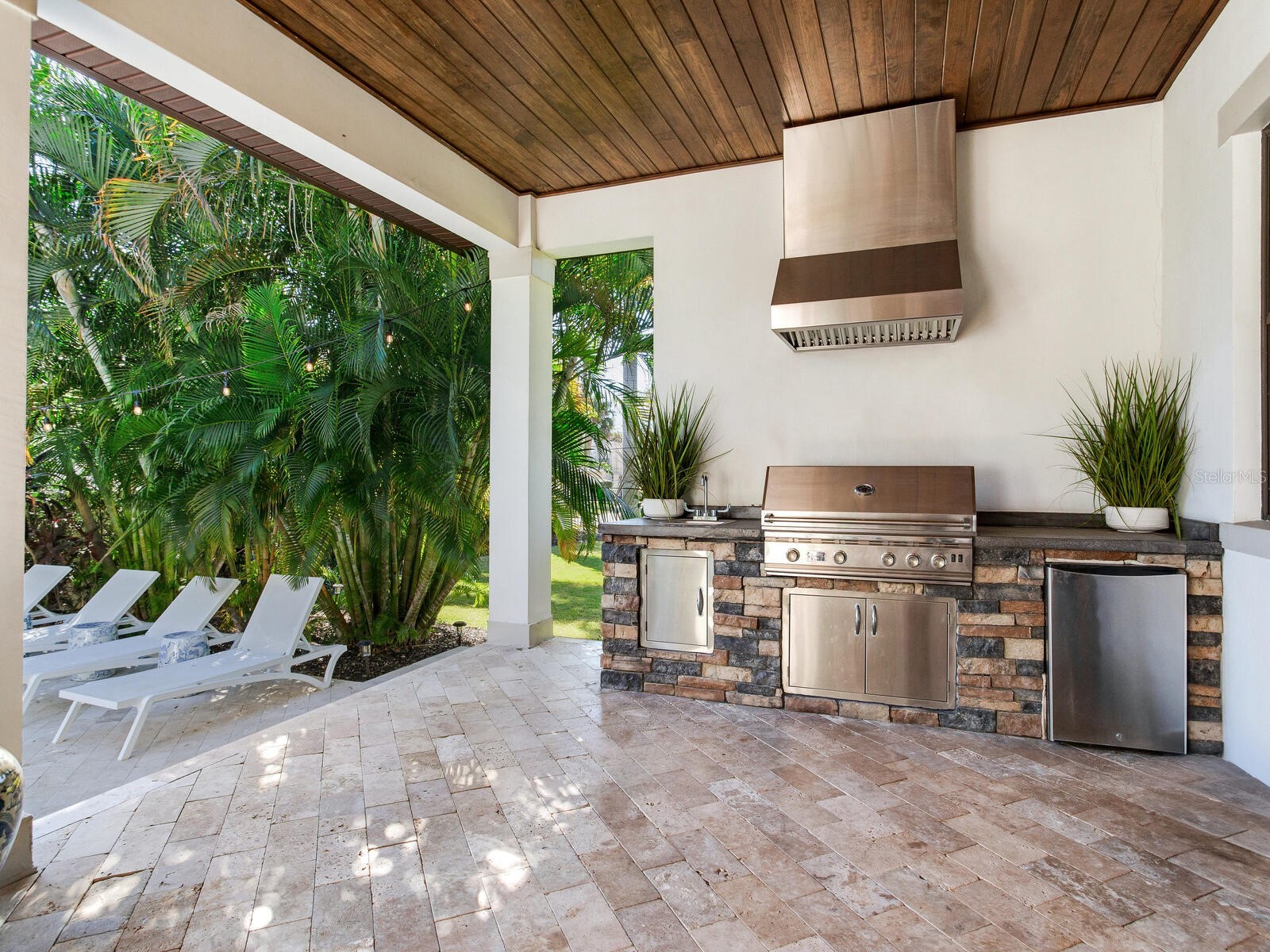 2501 S Dundee Street Tampa FL 33629 TB8474746 image59