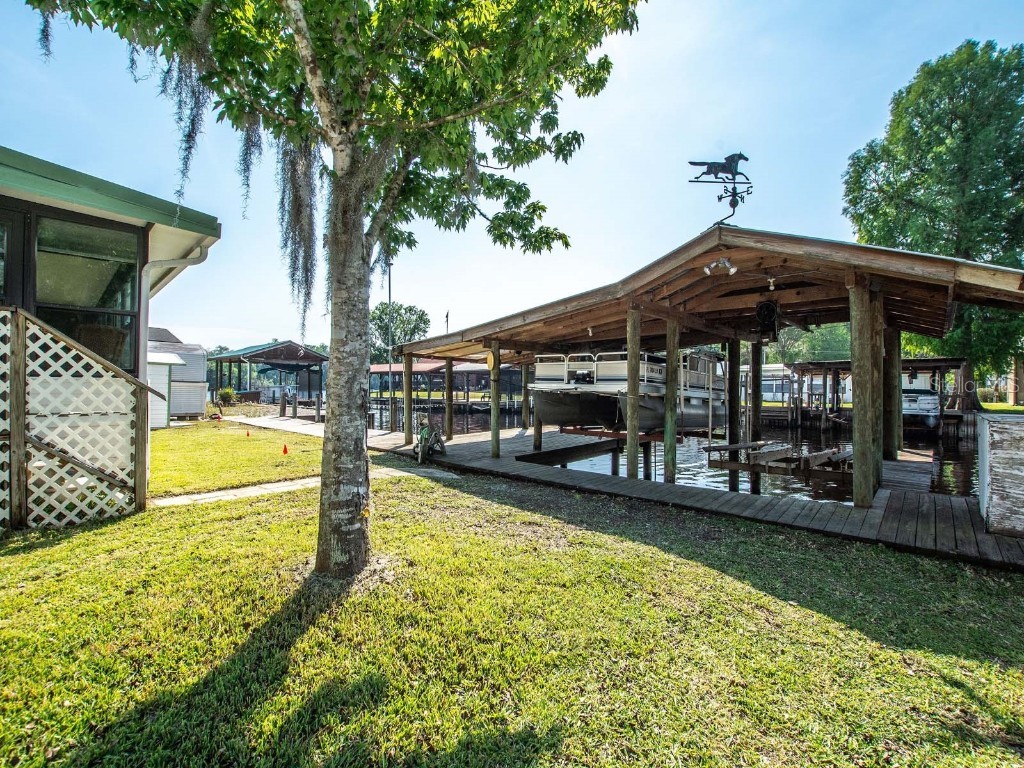 25018 Loyd Street Astor FL 32102 G5065839 image1