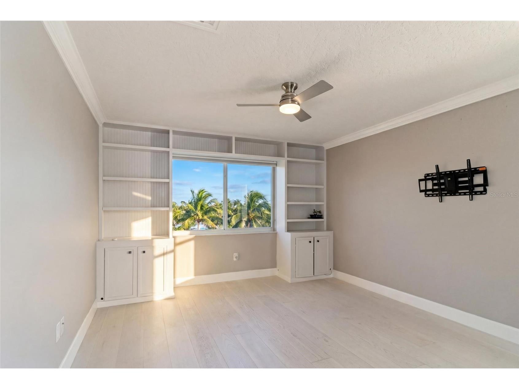 2502 Avenue B Bradenton Beach FL 34217 A4676246 image47