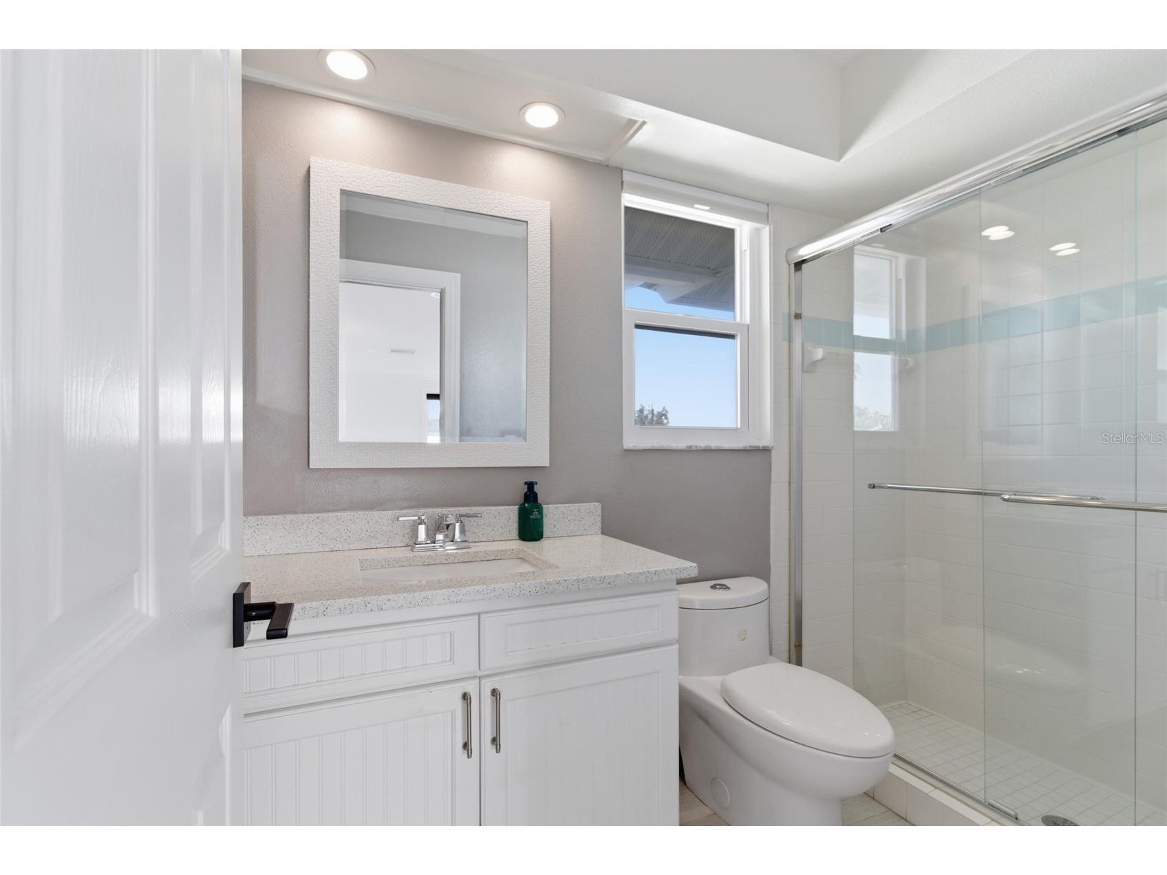 2502 Avenue B Bradenton Beach FL 34217 A4676246 image49