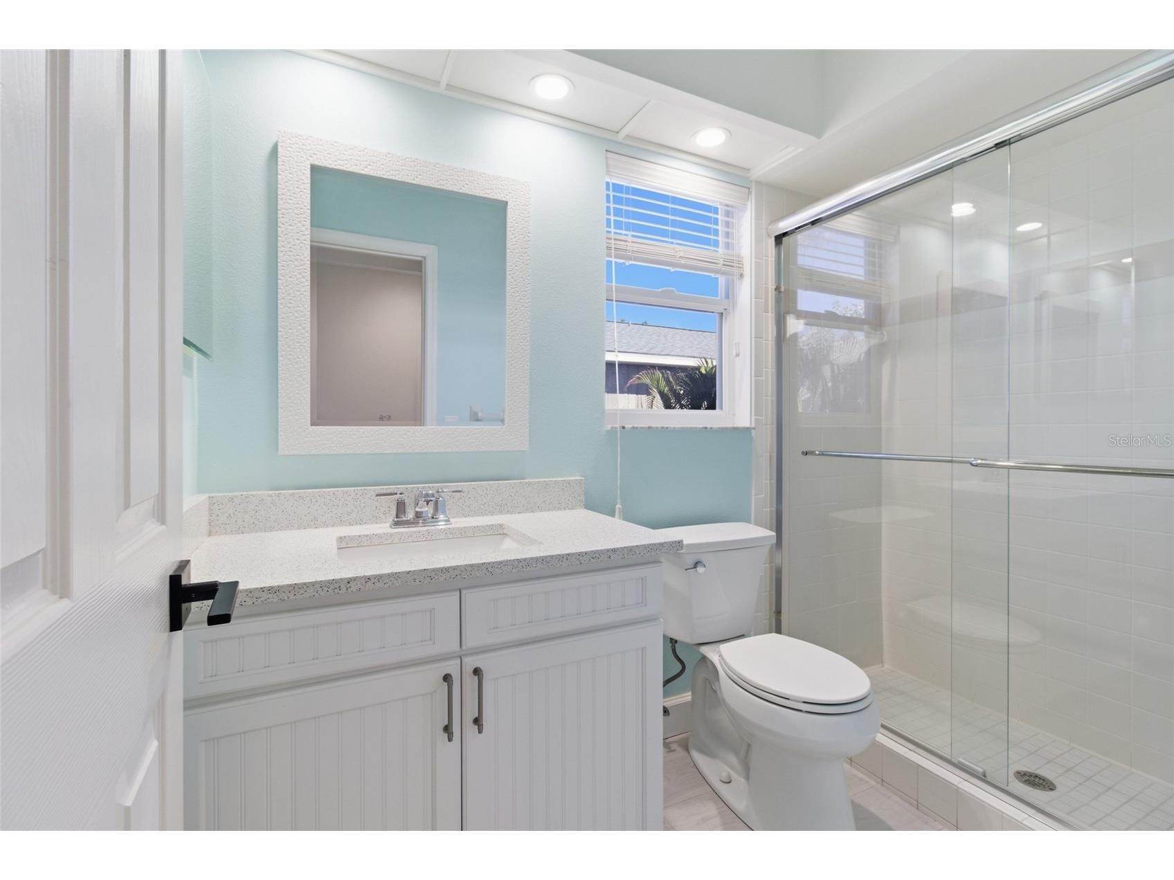 2502 Avenue B Bradenton Beach FL 34217 A4676246 image51