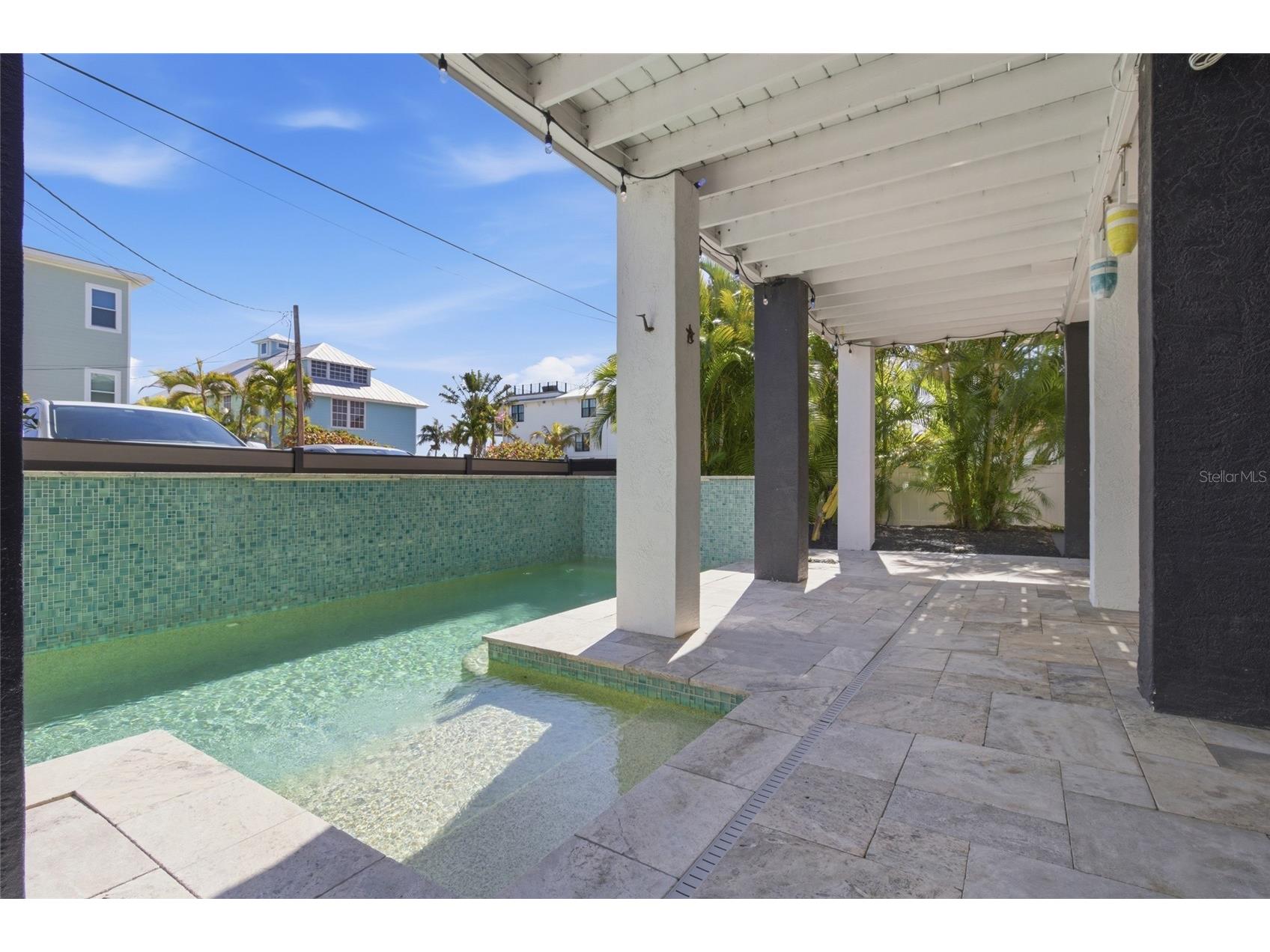2502 Avenue B Bradenton Beach FL 34217 A4676246 image7