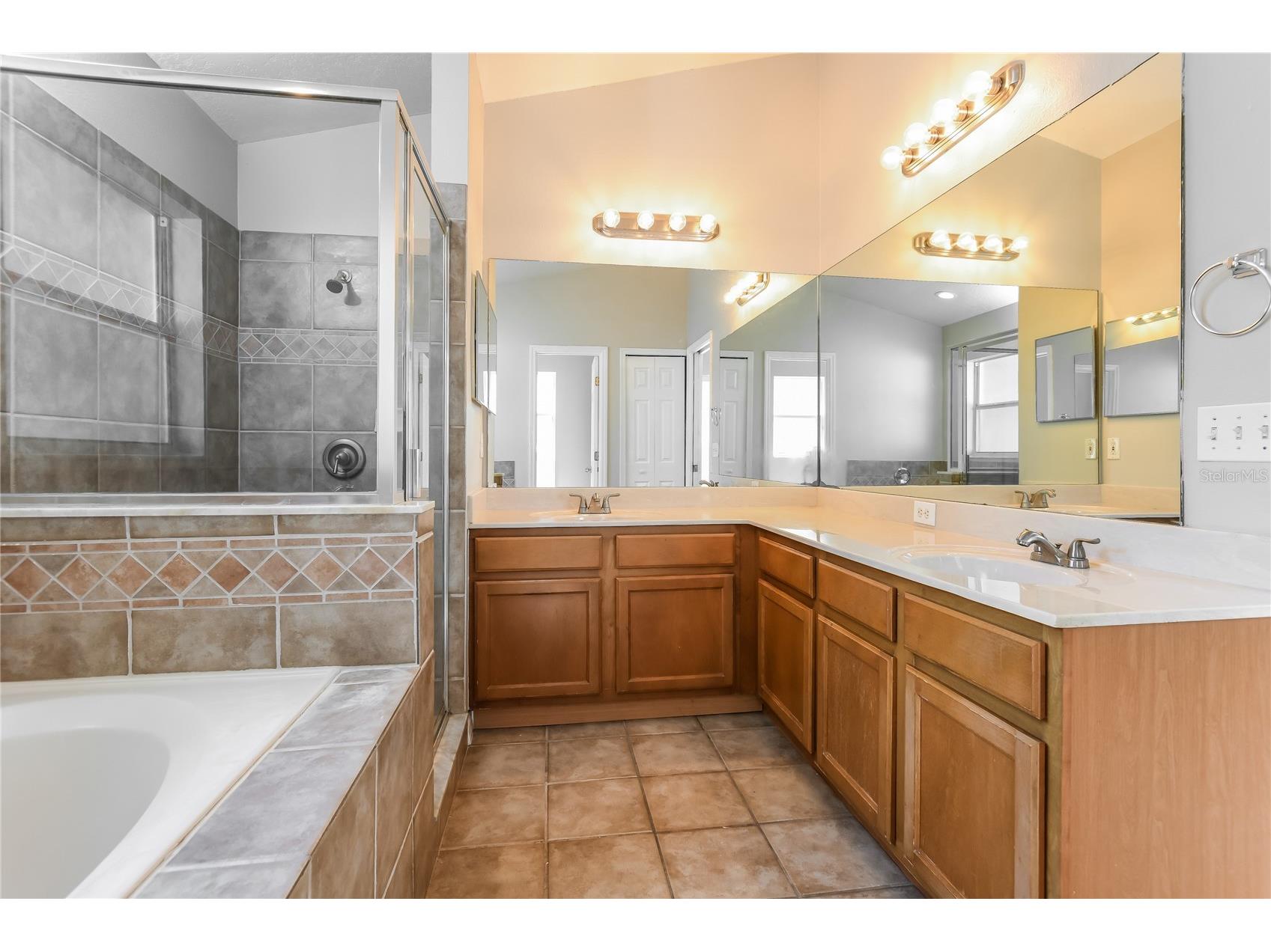 2502 Balmoral Drive Kissimmee FL 34744 TB8505482 image12