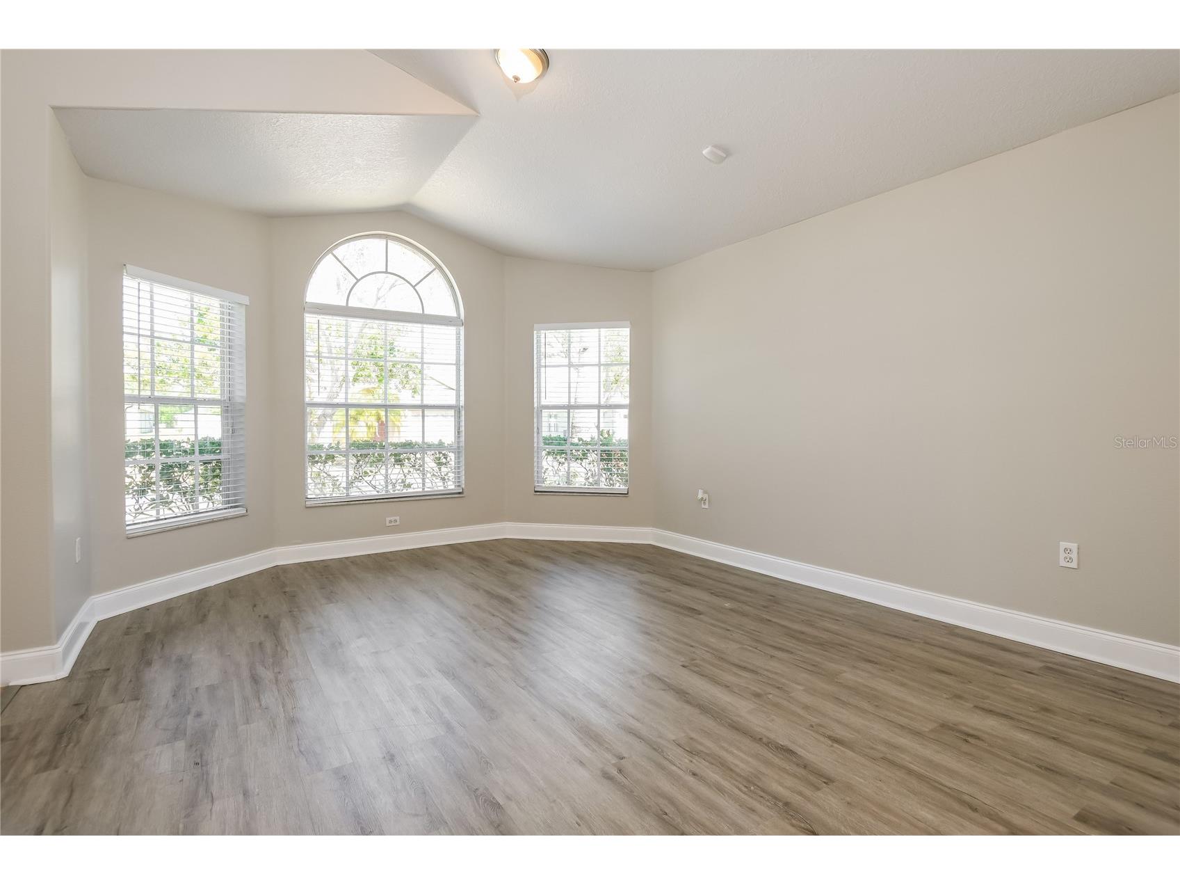 2502 Balmoral Drive Kissimmee FL 34744 TB8505482 image4