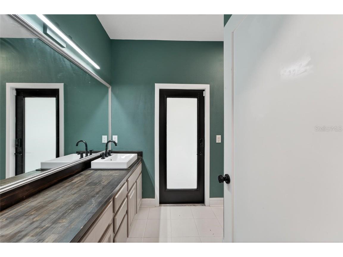 2502 Bonterra Boulevard Valrico FL 33594 TB8418347 image37