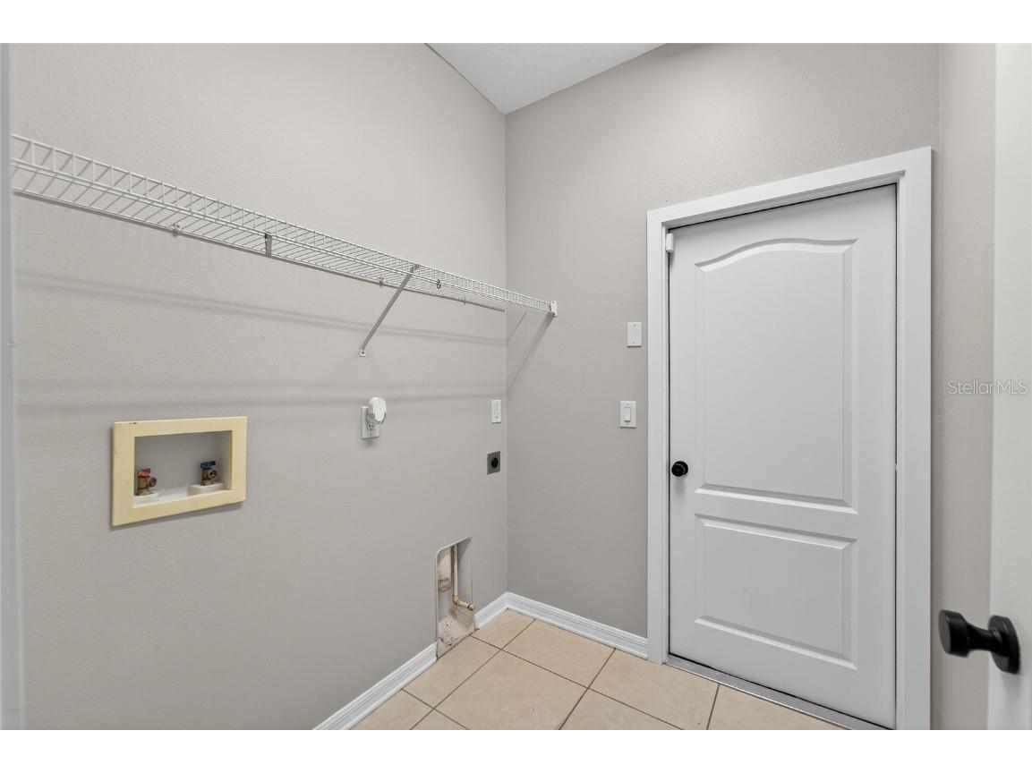 2502 Bonterra Boulevard Valrico FL 33594 TB8418347 image60