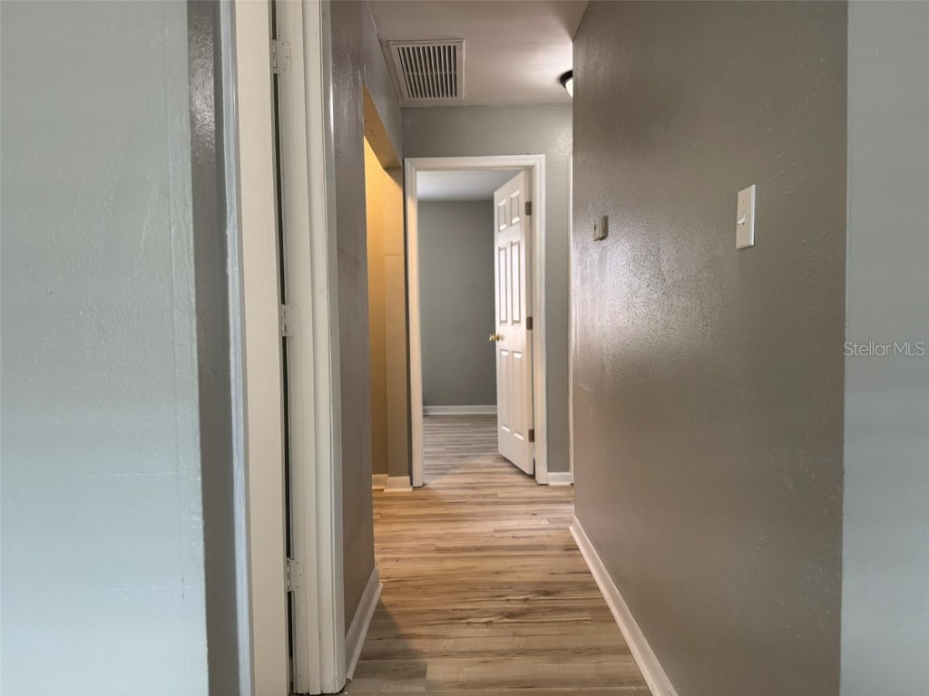 2502 Chestnut Woods Drive Lakeland FL 33815 TB8379858 image11