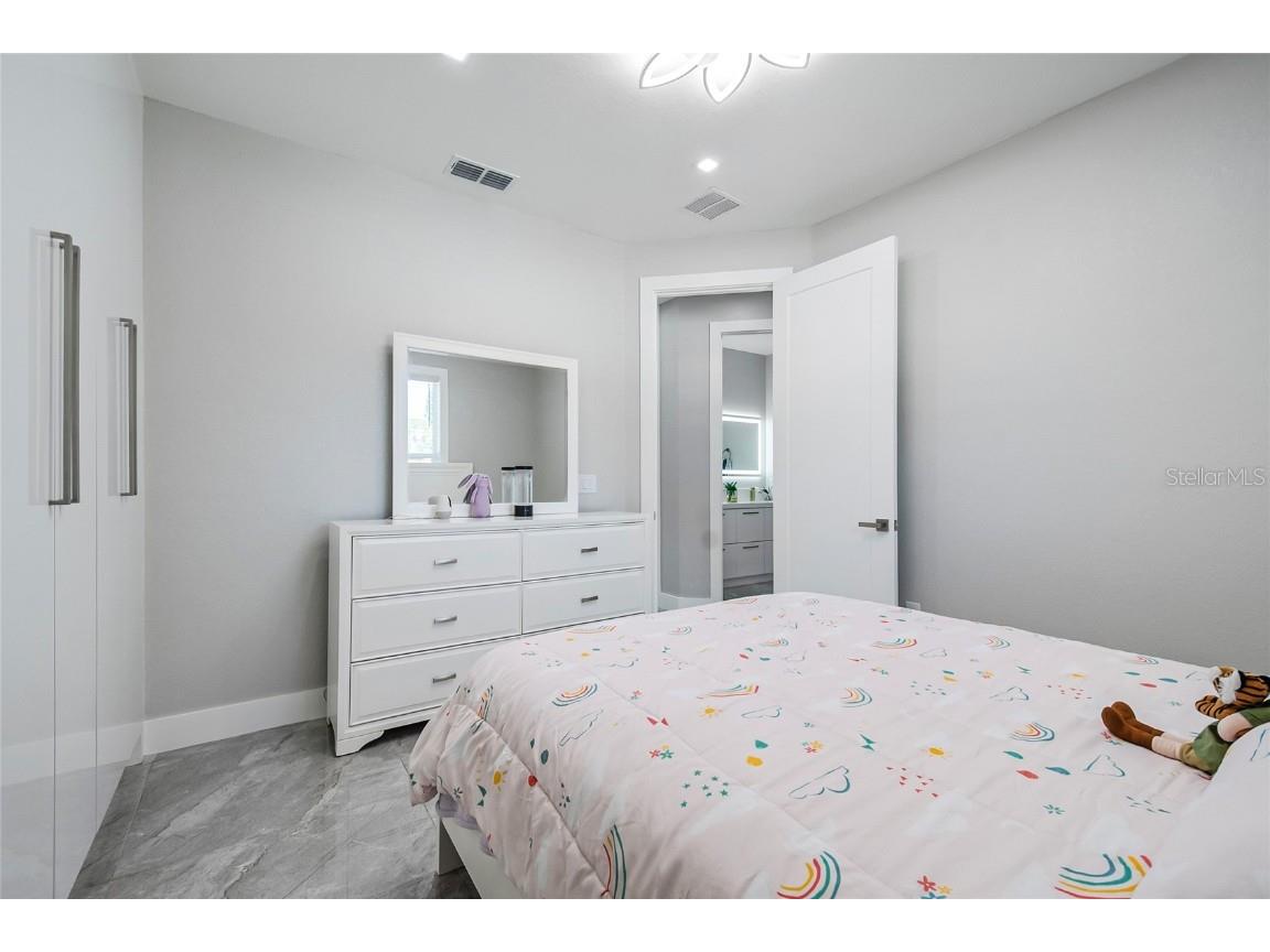 2502 Lake Front Drive Lake Wales FL 33898 O6370901 image39