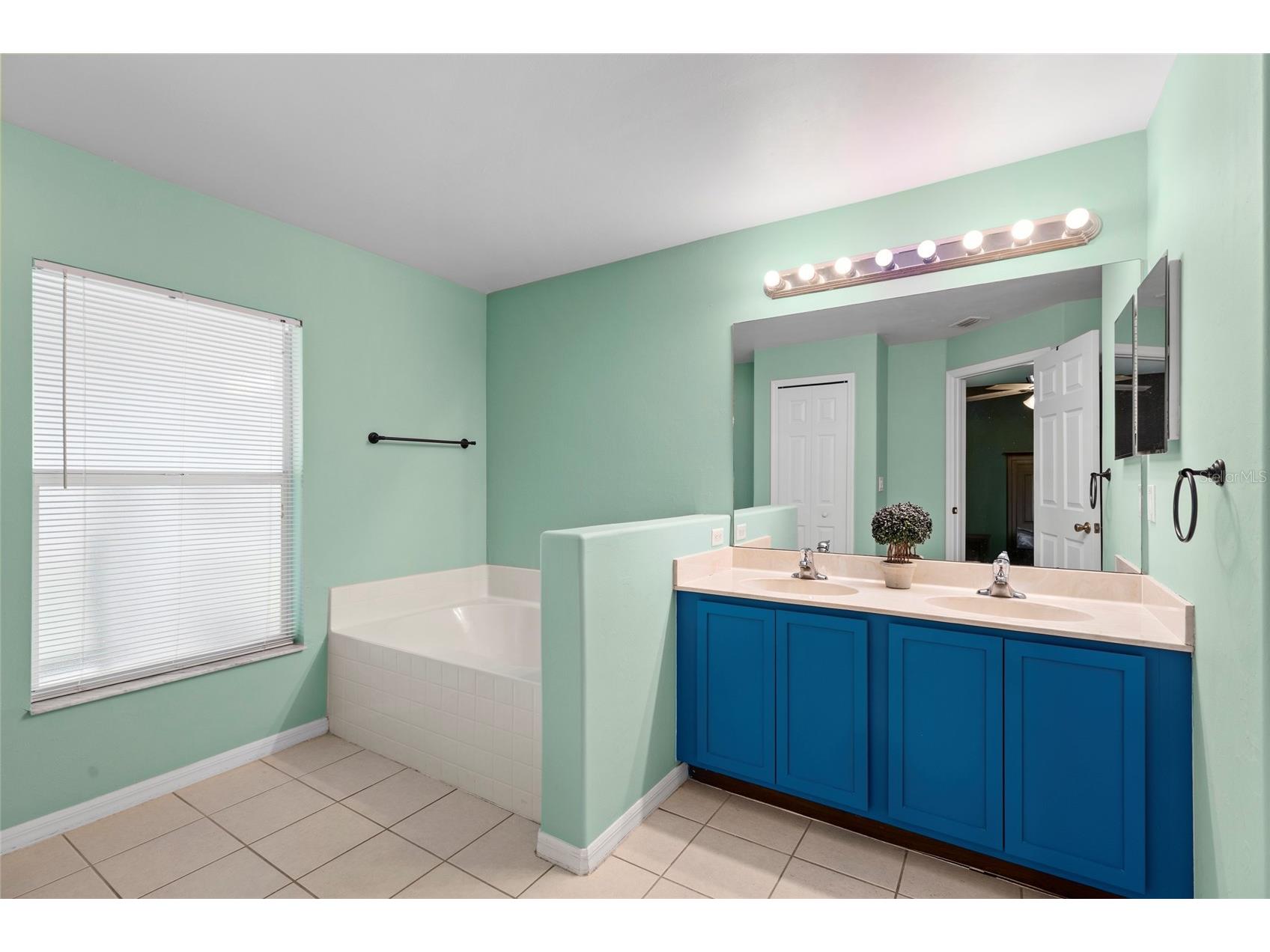 2502 Nature Pointe Loop Fort Myers FL 33905 TB8523662 image20