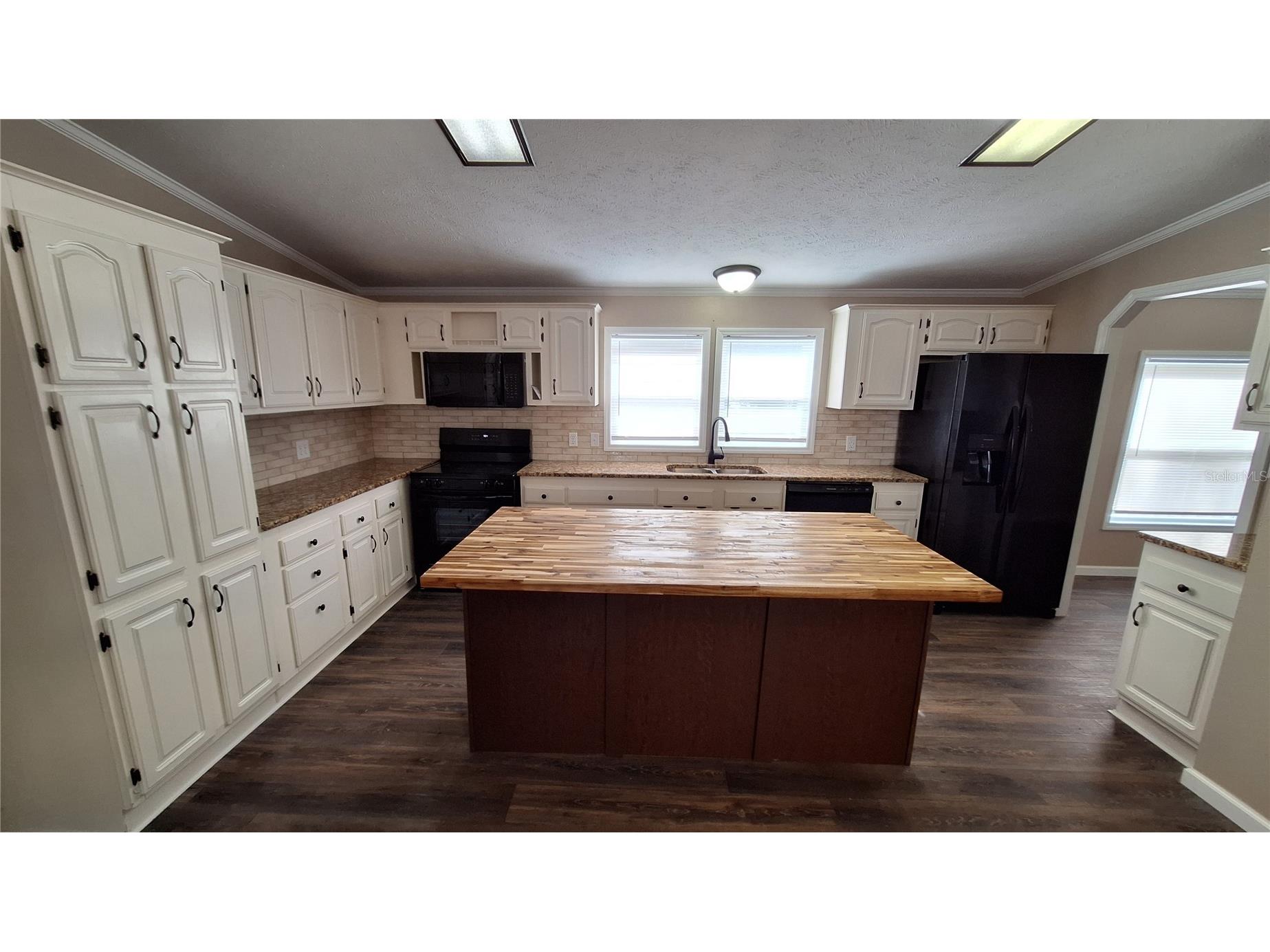2502 SE 179th Avenue Silver Springs FL 34488 OM724525 image8