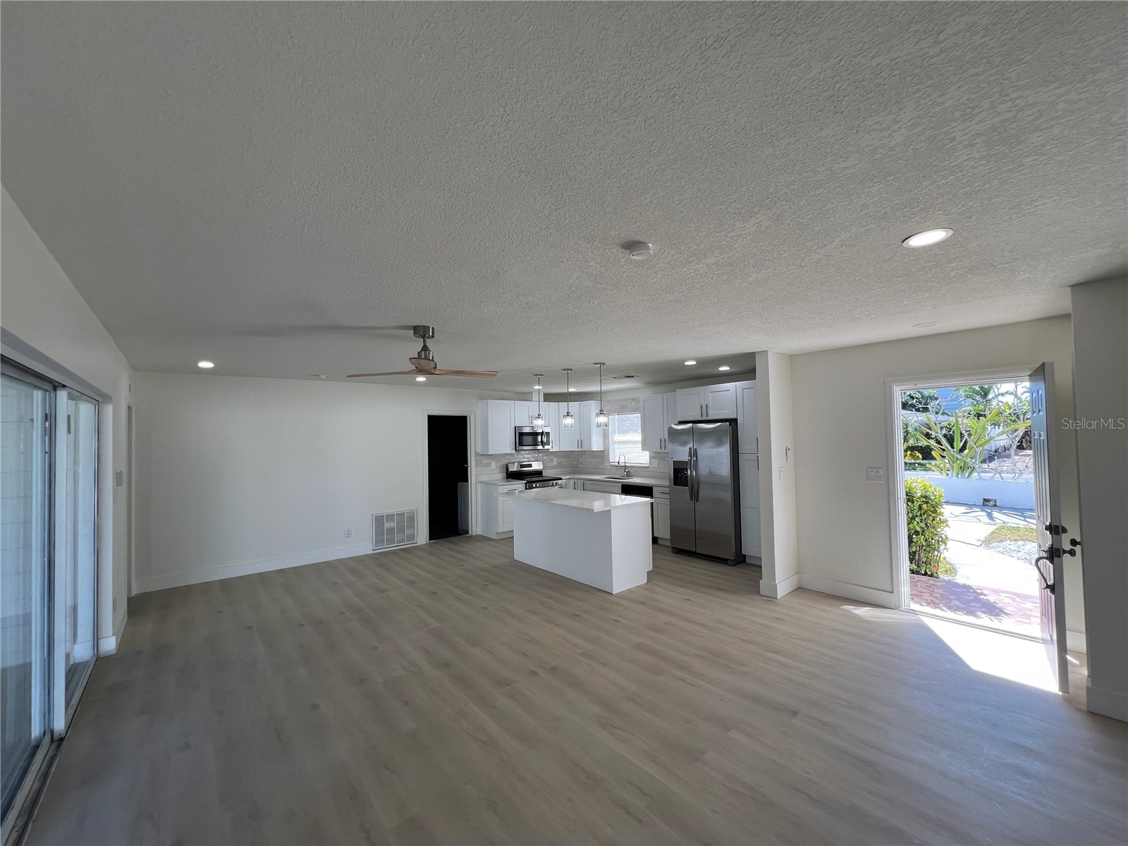 2502 Tropical Shores Drive SE Saint Petersburg FL 33705 O6388704 image11