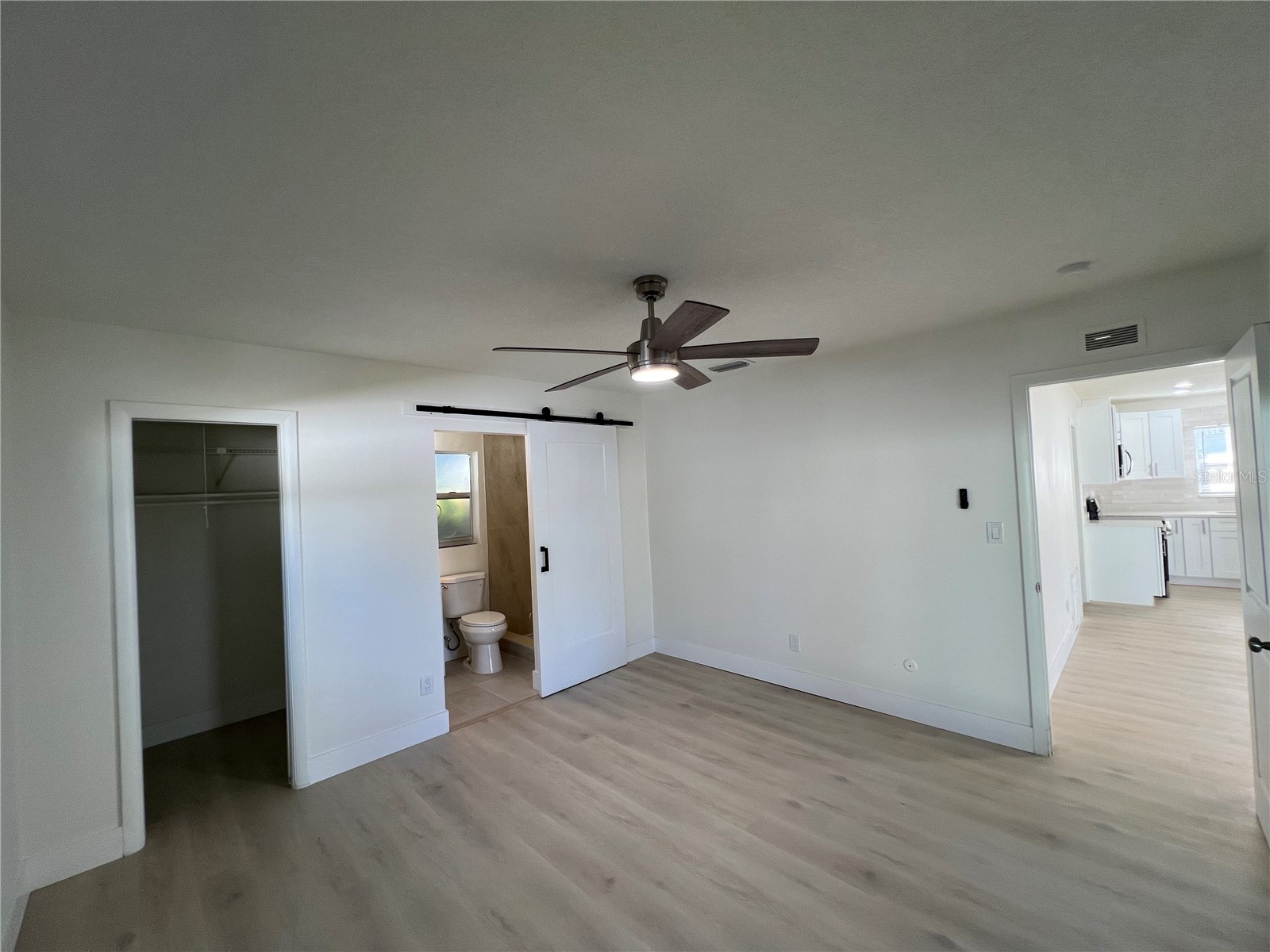 2502 Tropical Shores Drive SE Saint Petersburg FL 33705 O6388704 image14
