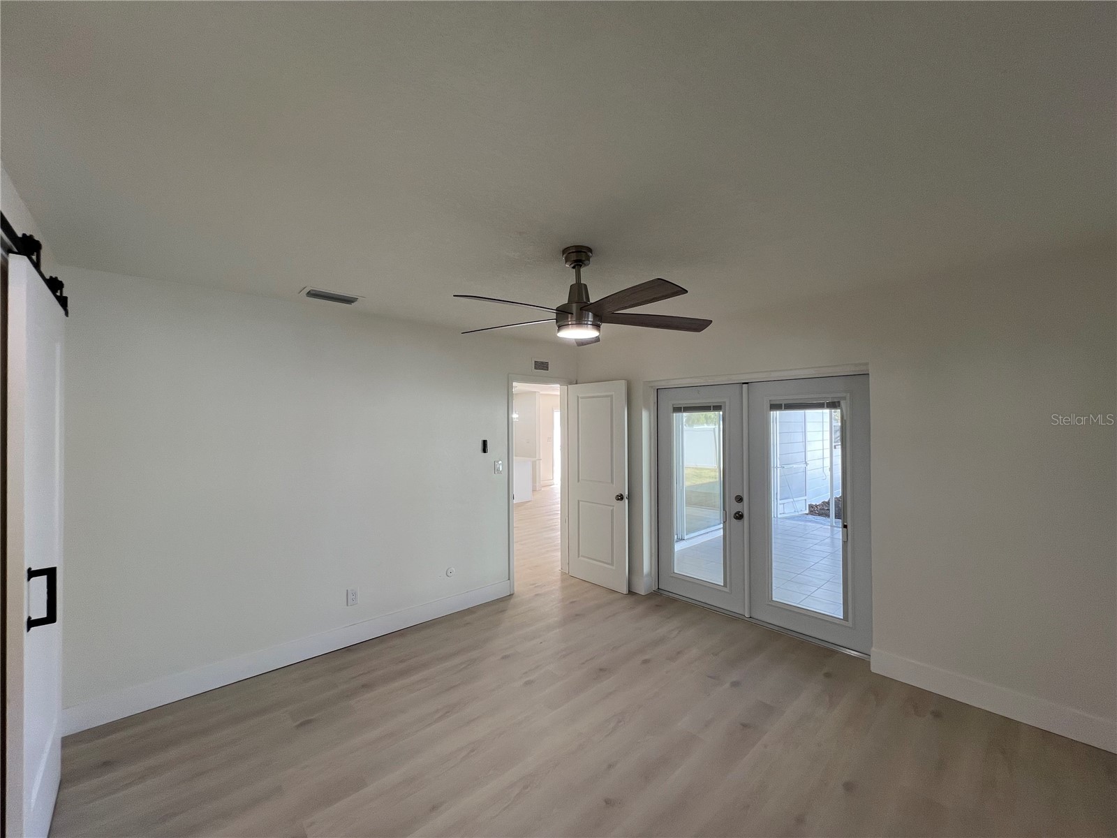 2502 Tropical Shores Drive SE Saint Petersburg FL 33705 O6388704 image15
