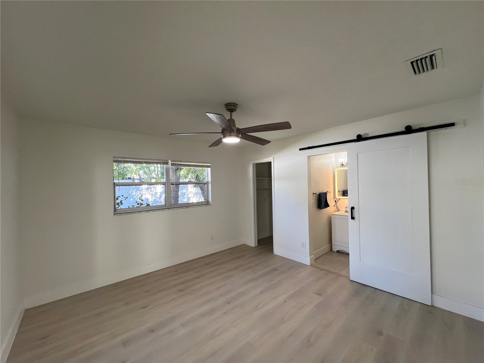 2502 Tropical Shores Drive SE Saint Petersburg FL 33705 O6388704 image17