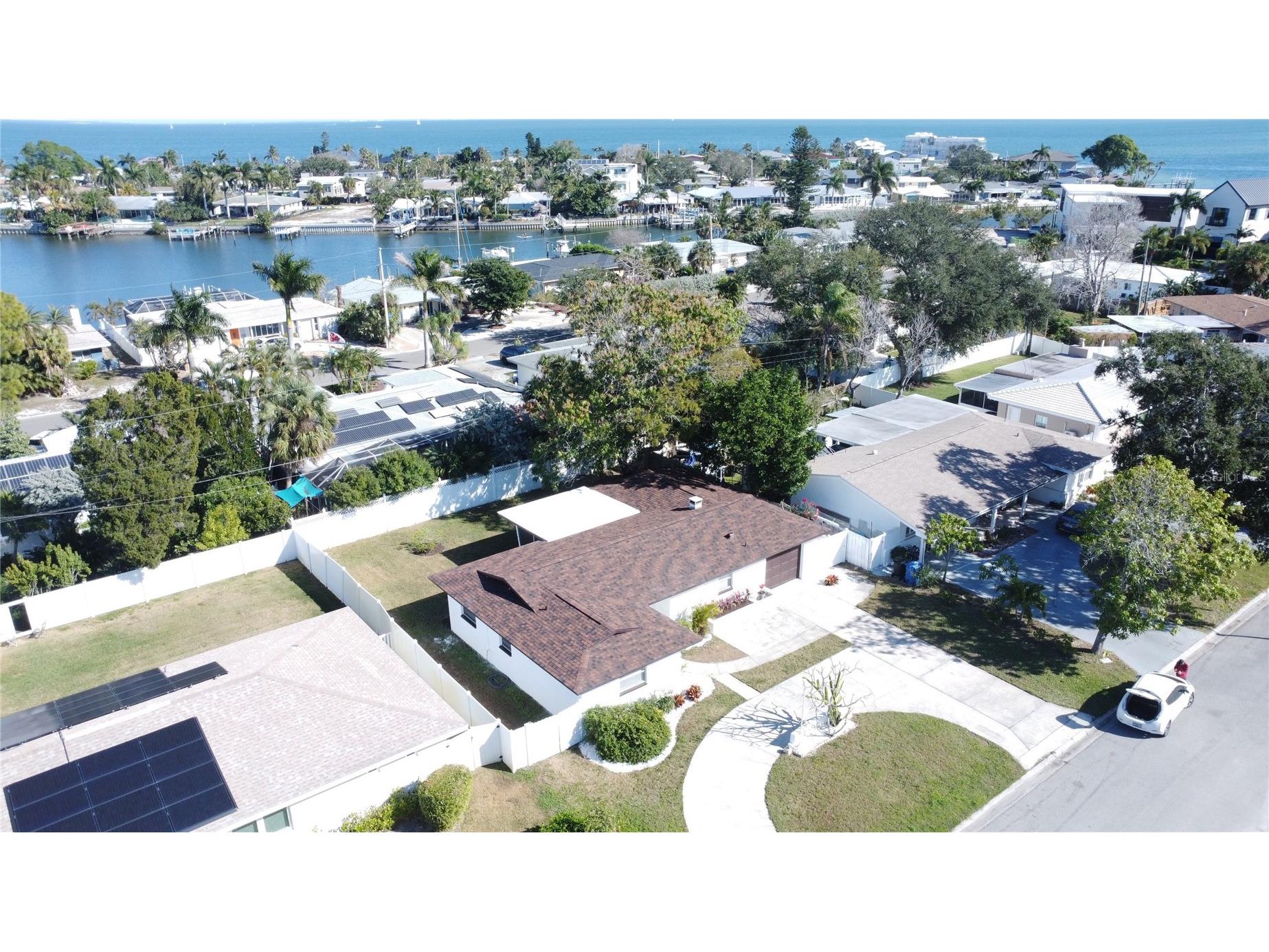 2502 Tropical Shores Drive SE Saint Petersburg FL 33705 O6388704 image3