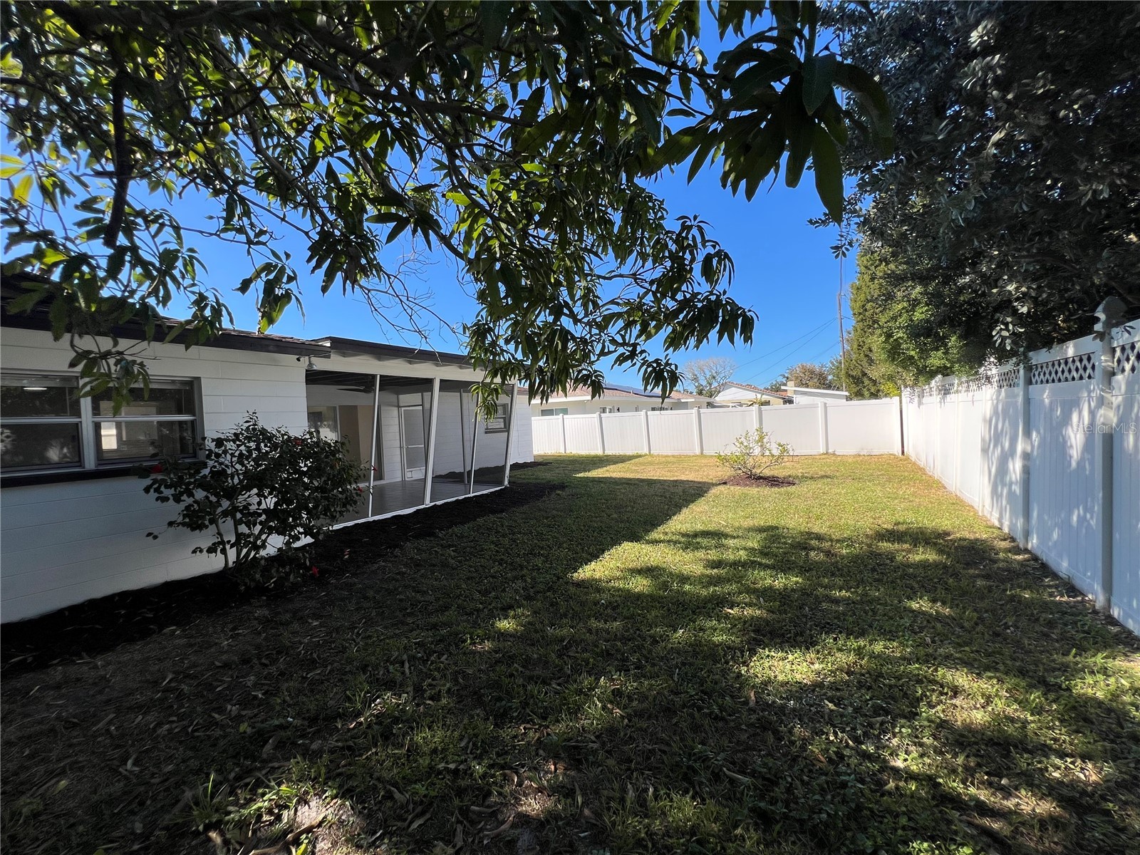 2502 Tropical Shores Drive SE Saint Petersburg FL 33705 O6388704 image44