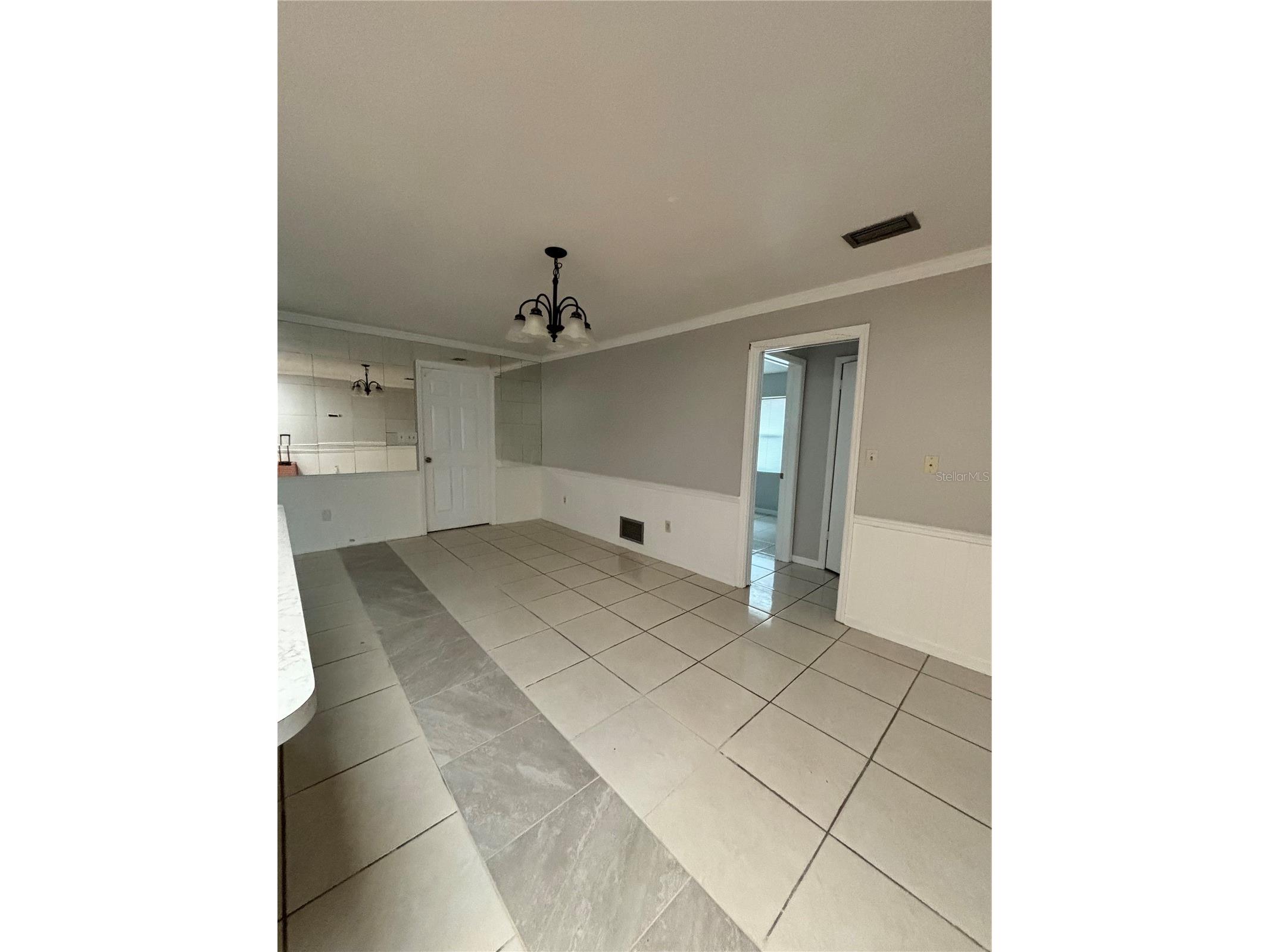 2502 Vine Street Orlando FL 32806 O6397430 image11