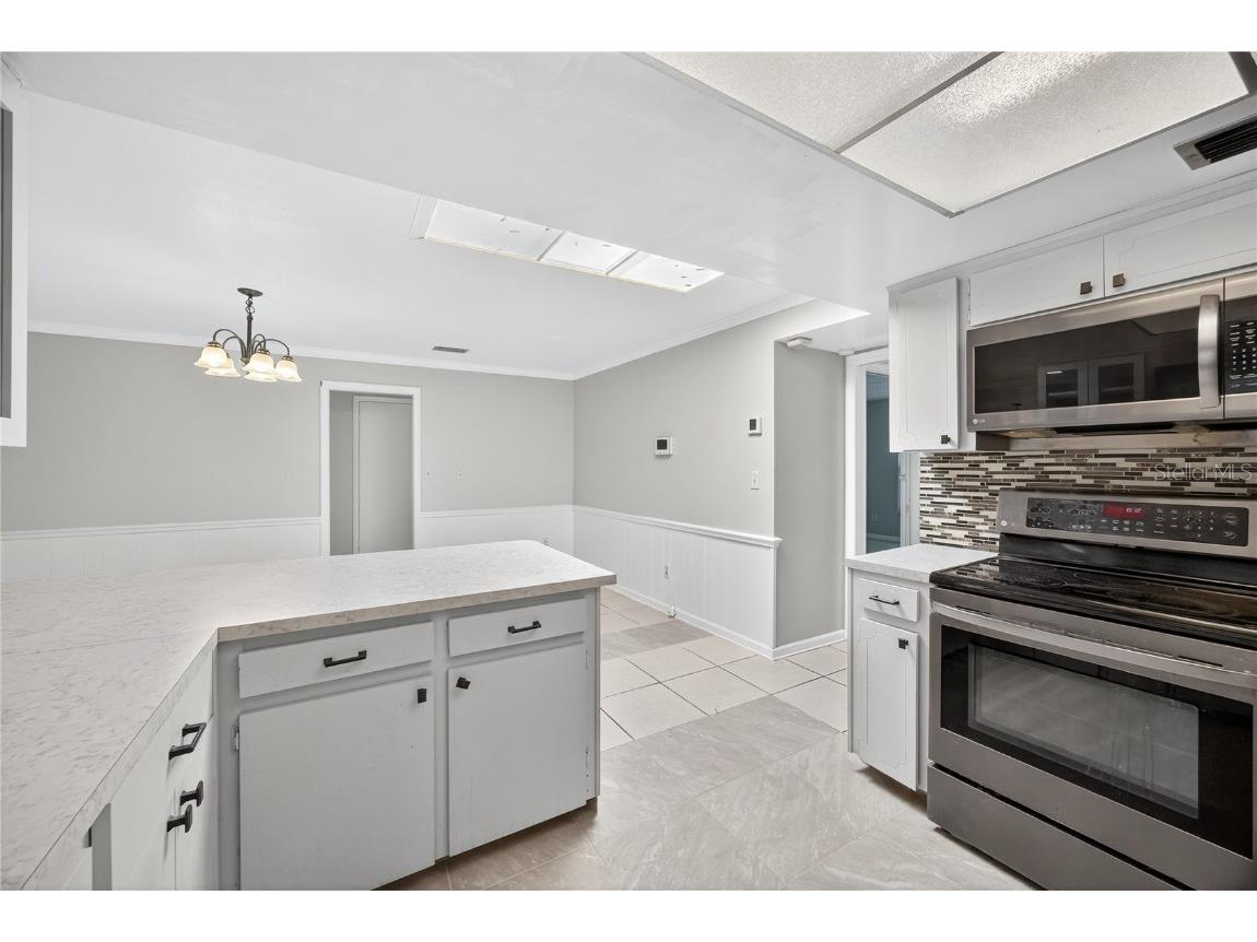 2502 Vine Street Orlando FL 32806 TB8356212 image13