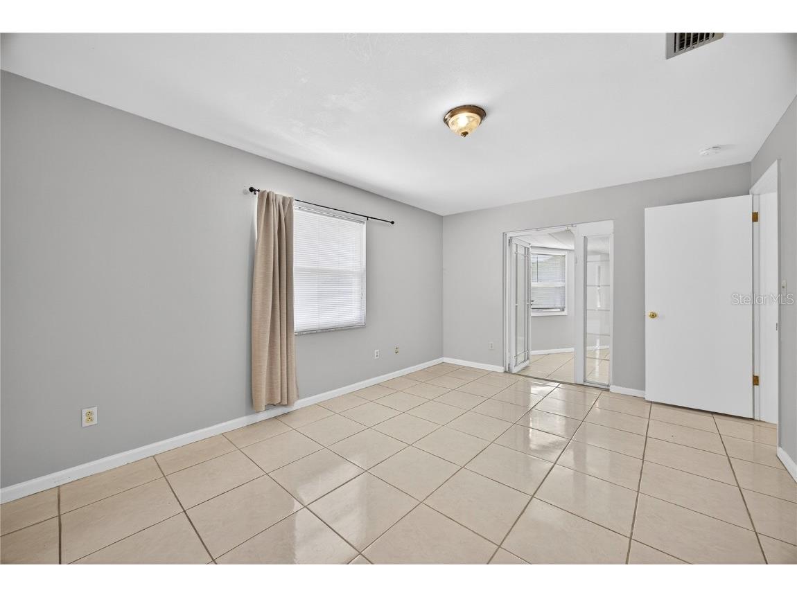 2502 Vine Street Orlando FL 32806 TB8356212 image21