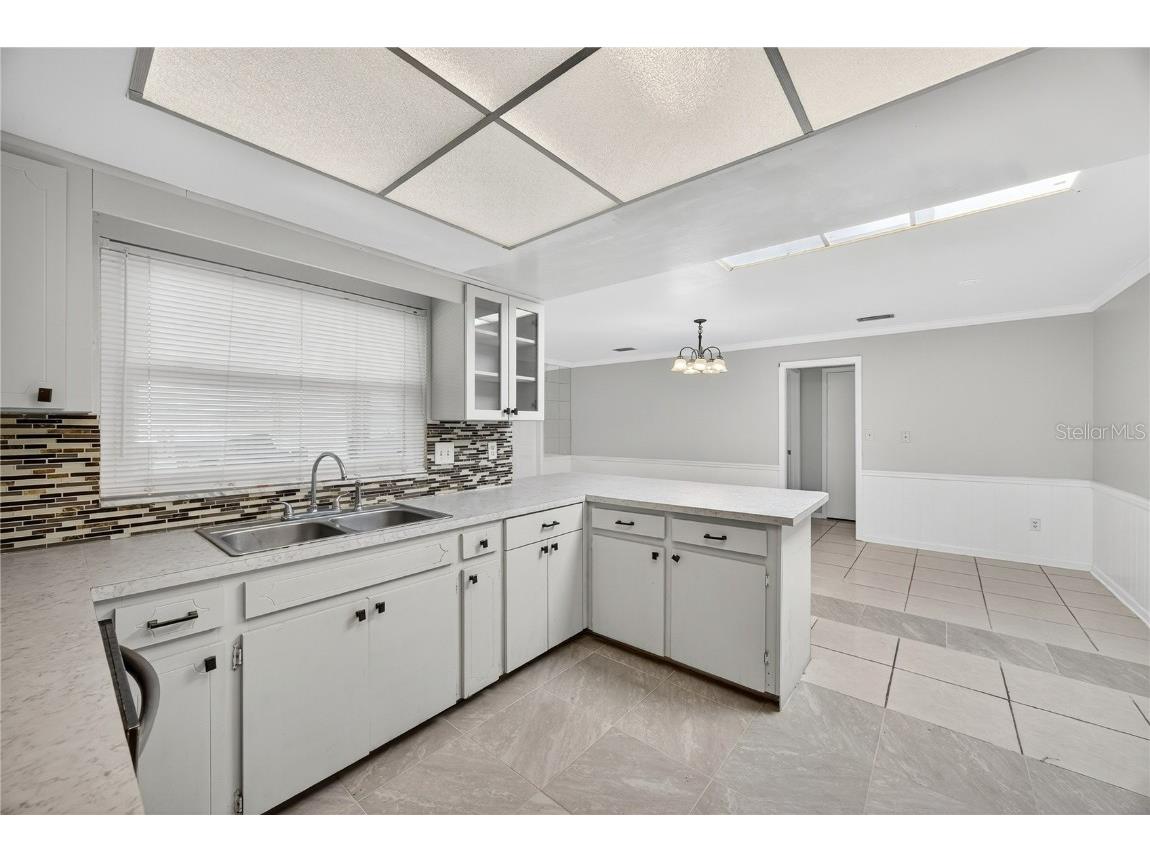 2502 Vine Street Orlando FL 32806 TB8449743 image16