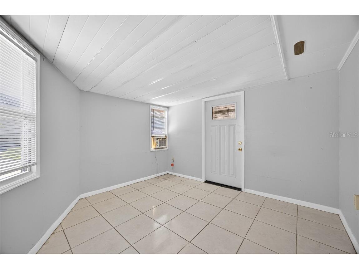 2502 Vine Street Orlando FL 32806 TB8449743 image28