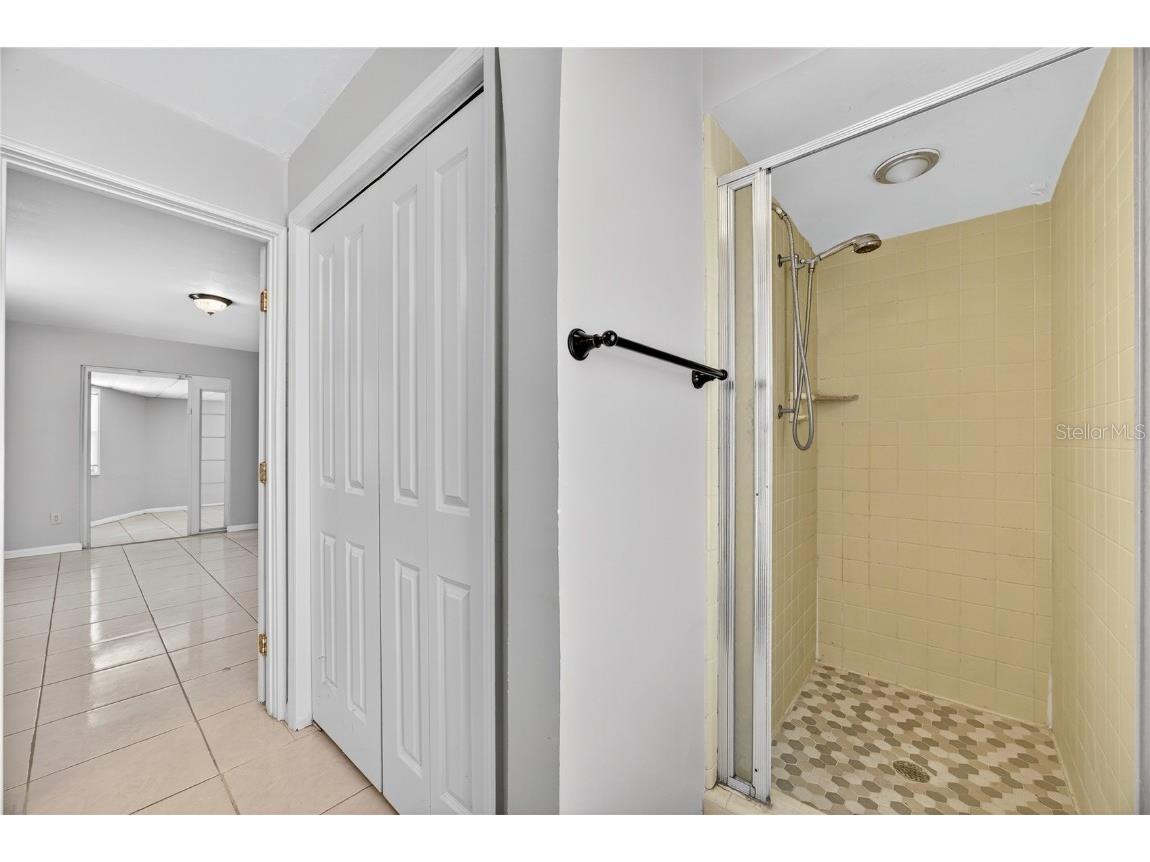 2502 Vine Street Orlando FL 32806 TB8449743 image31