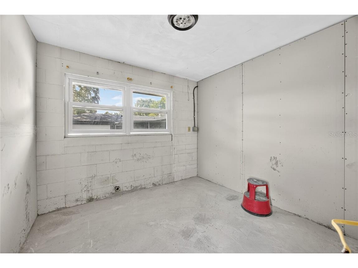 2502 Vine Street Orlando FL 32806 TB8449743 image43