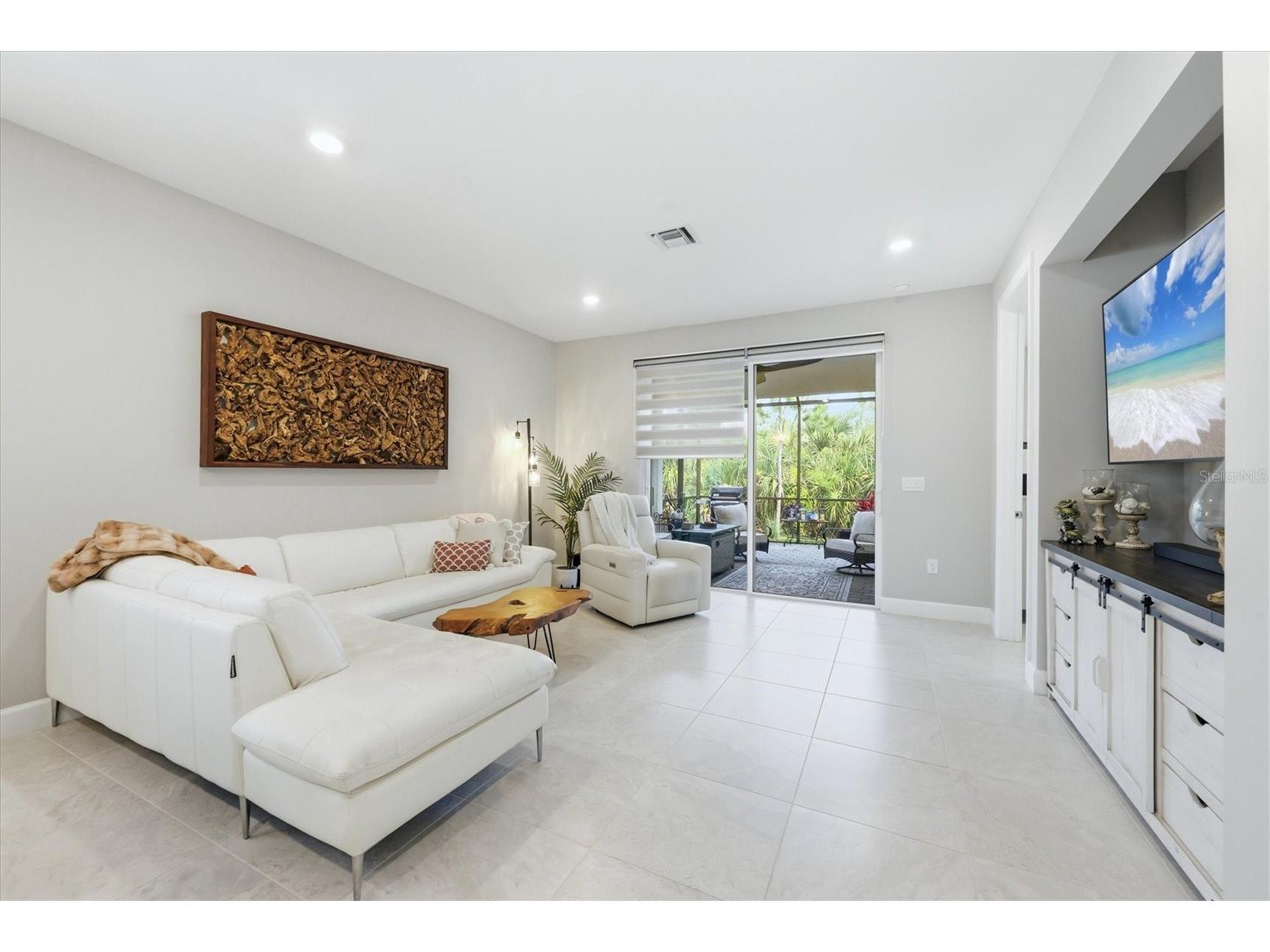 25029 Pearl Lake Circle Englewood FL 34223 C7525372 image17