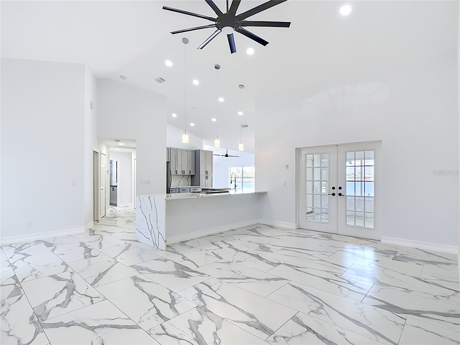 2503 Aviation Parkway Cape Coral FL 33904 C7526288 image14