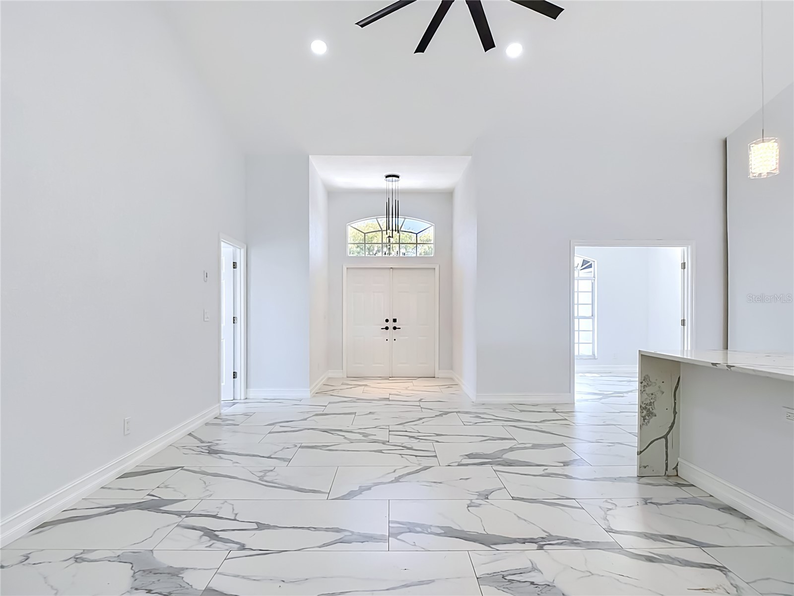 2503 Aviation Parkway Cape Coral FL 33904 C7526288 image16