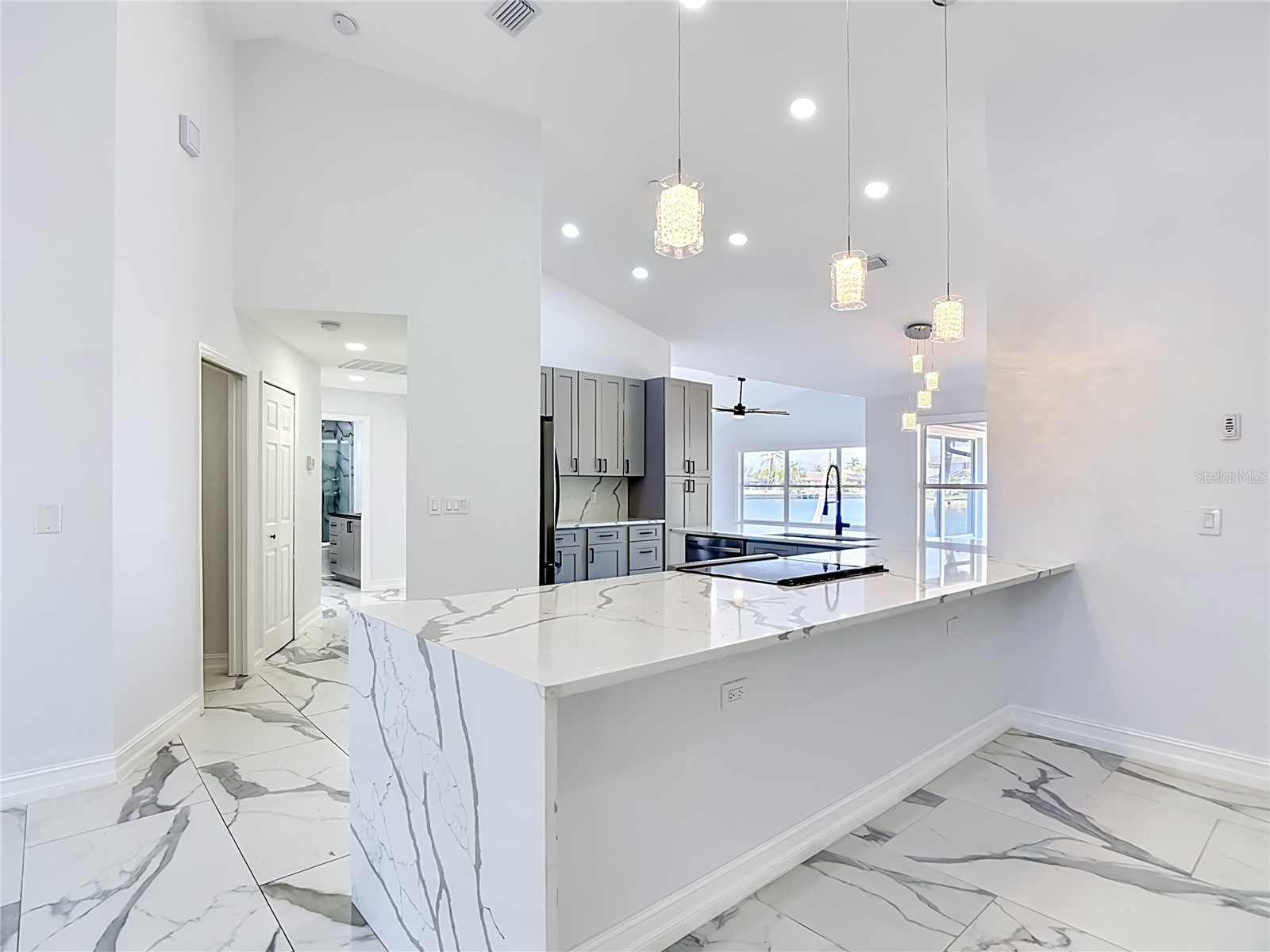 2503 Aviation Parkway Cape Coral FL 33904 C7526288 image17