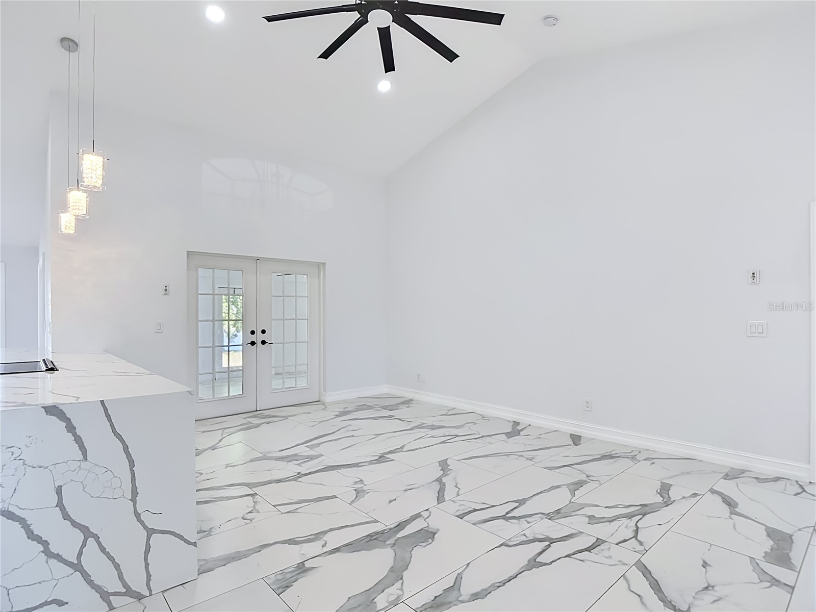 2503 Aviation Parkway Cape Coral FL 33904 C7526288 image18