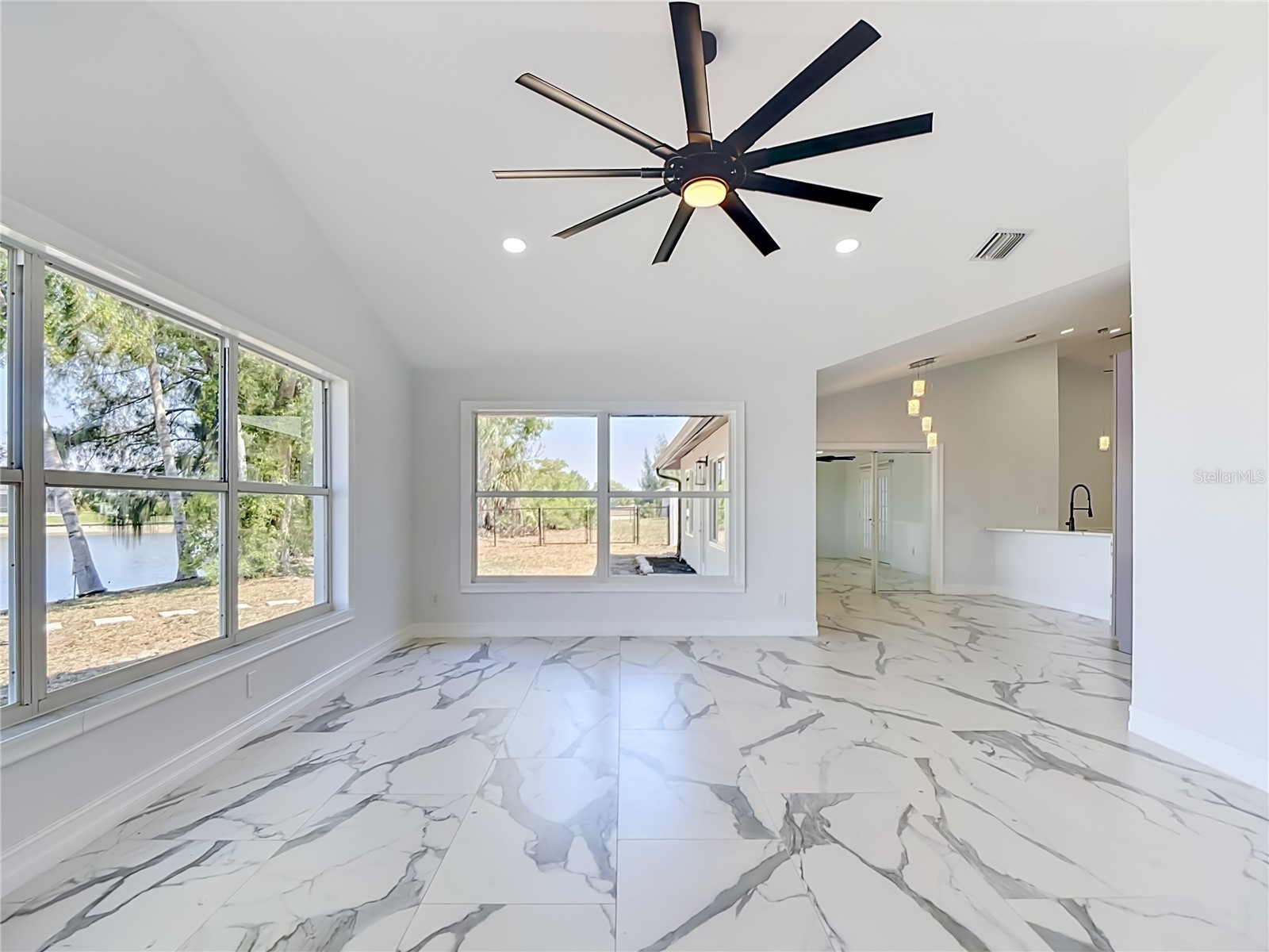2503 Aviation Parkway Cape Coral FL 33904 C7526288 image29