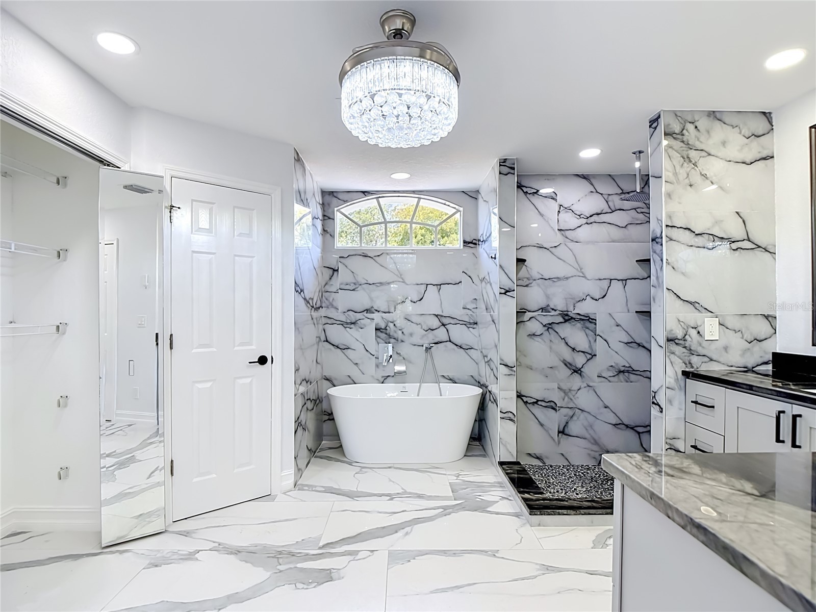 2503 Aviation Parkway Cape Coral FL 33904 C7526288 image36