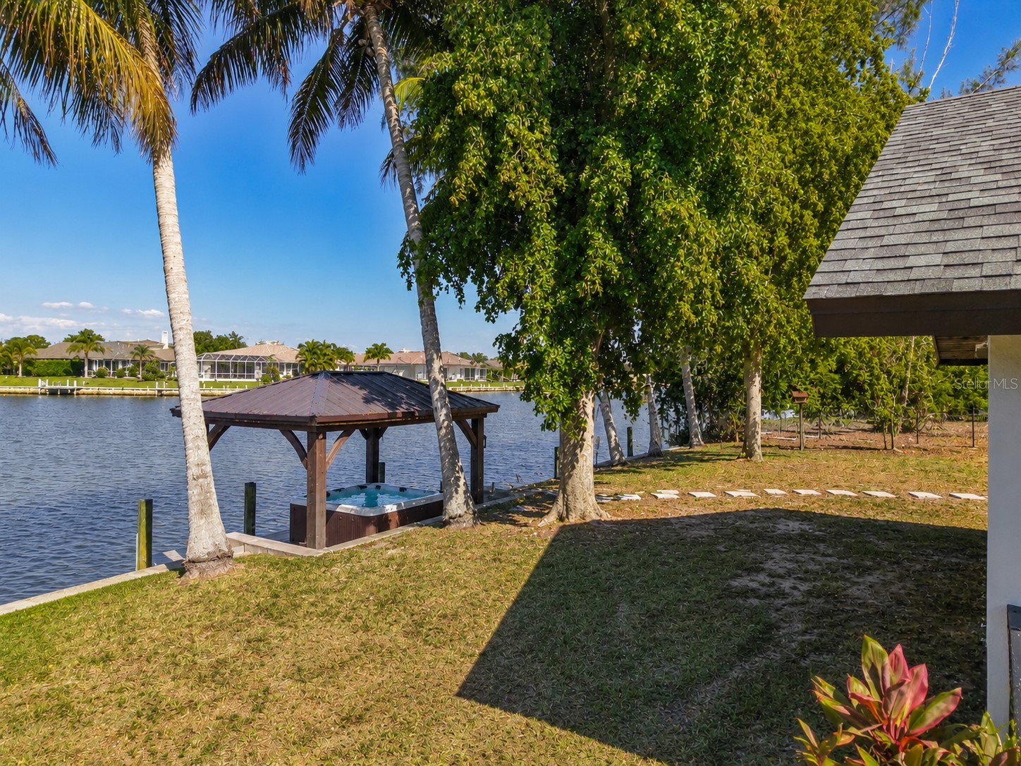 2503 Aviation Parkway Cape Coral FL 33904 C7526288 image54