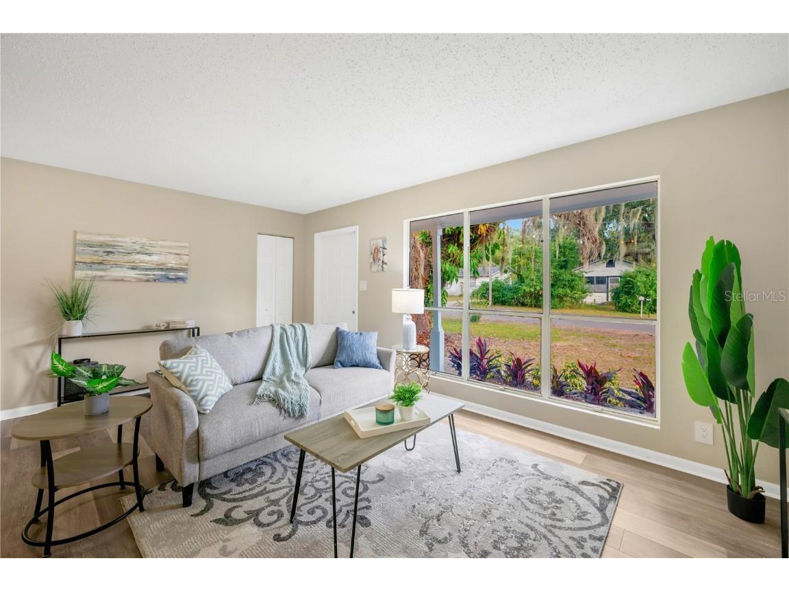 2503 Elm Street Seffner FL 33584 TB8452988 image4